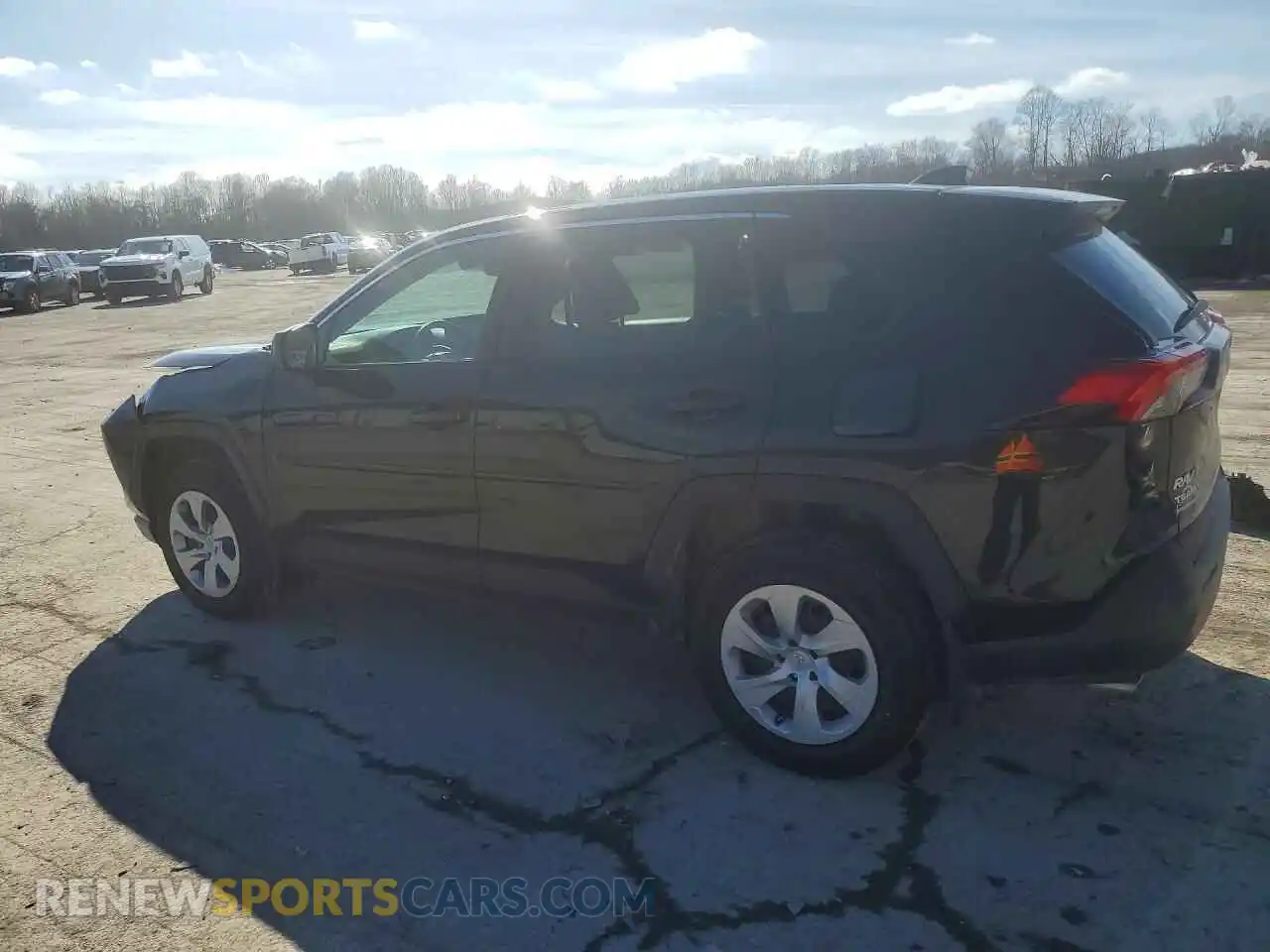 2 Photograph of a damaged car 2T3F1RFV6NW293680 TOYOTA RAV4 2022