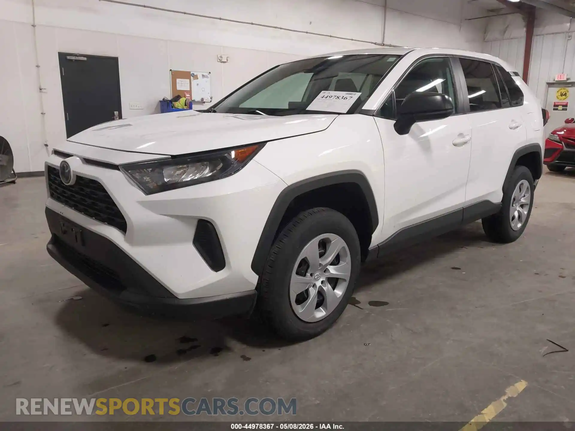 2 Photograph of a damaged car 2T3F1RFV8NW272880 TOYOTA RAV4 2022