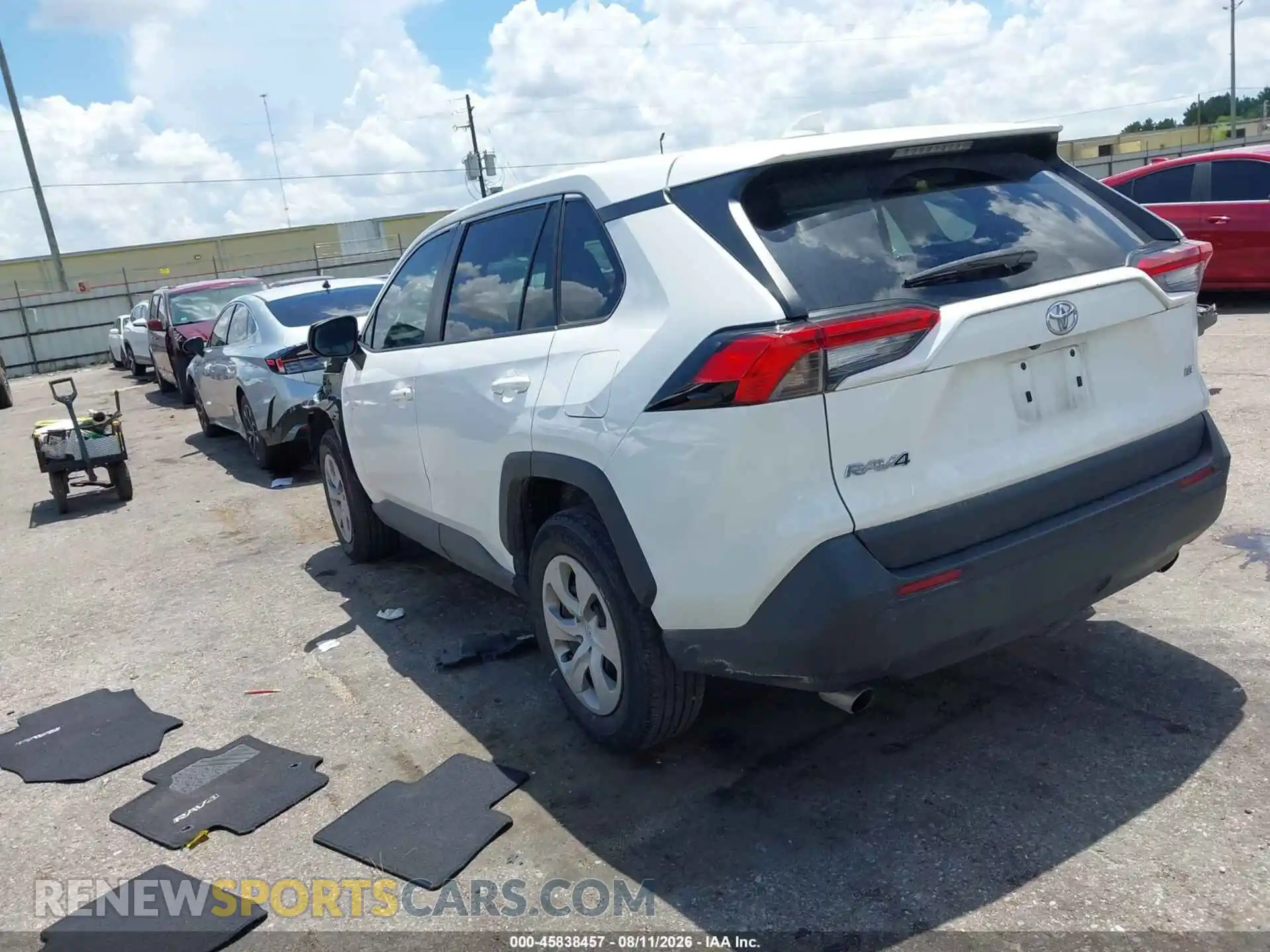 3 Photograph of a damaged car 2T3H1RFV2NC176379 TOYOTA RAV4 2022