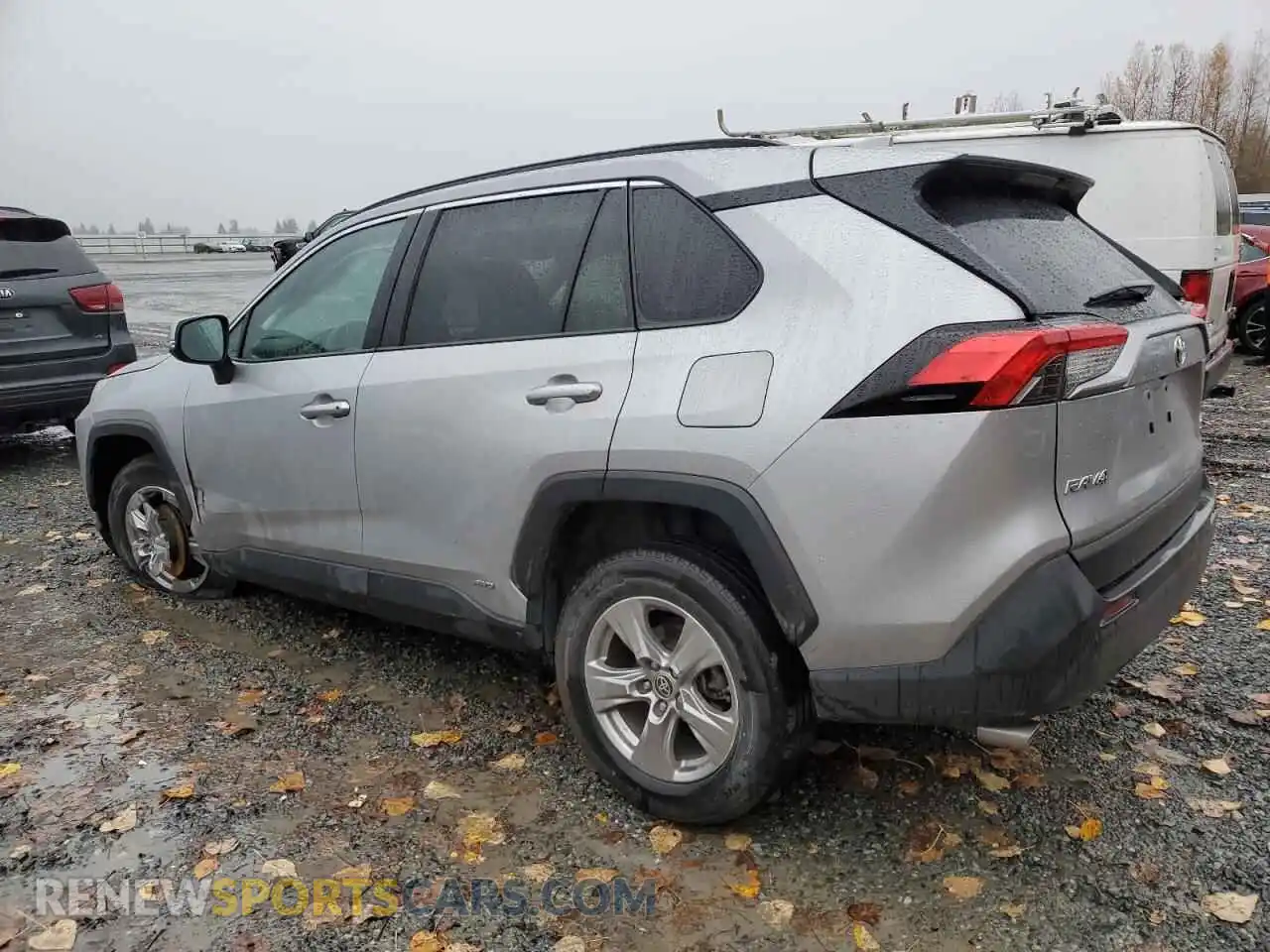 2 Photograph of a damaged car 2T3MWRFV2NW131098 TOYOTA RAV4 2022