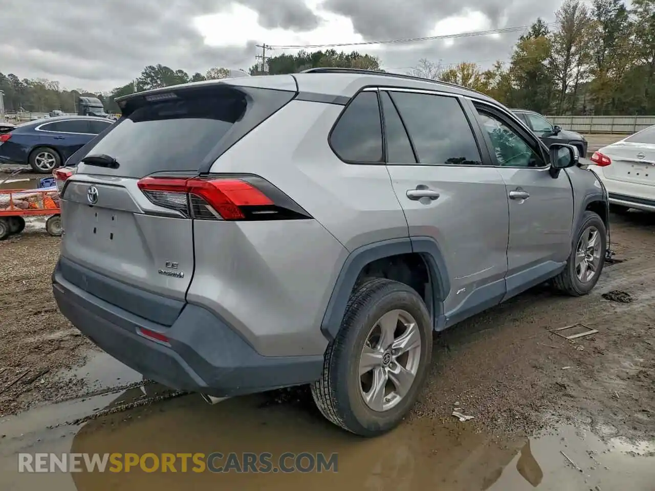 3 Photograph of a damaged car 2T3MWRFV6NW145019 TOYOTA RAV4 2022