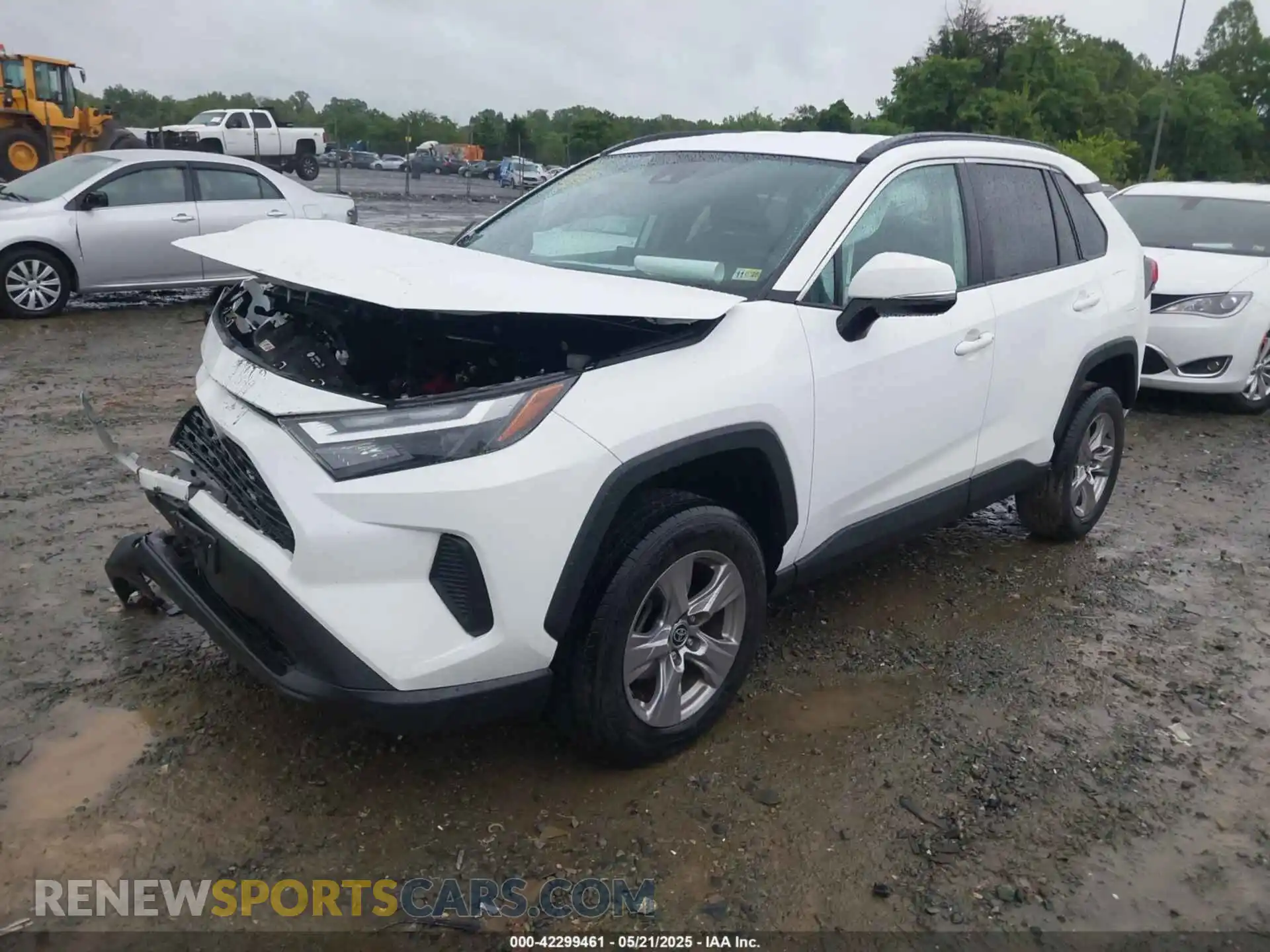 2 Photograph of a damaged car 2T3P1RFV1NC275822 TOYOTA RAV4 2022