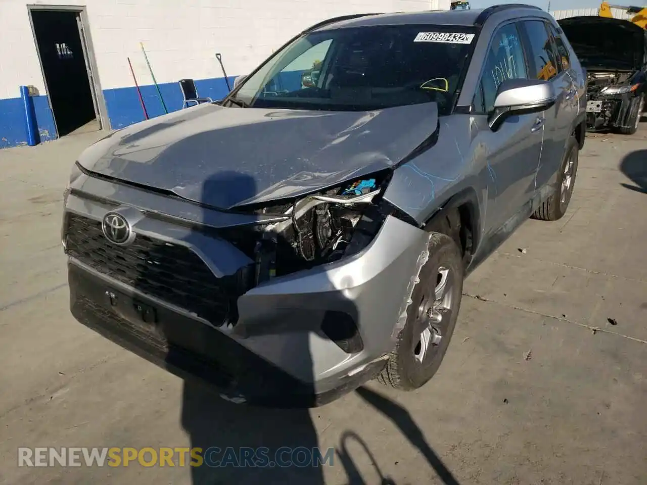 2 Photograph of a damaged car 2T3P1RFV2NW269574 TOYOTA RAV4 2022