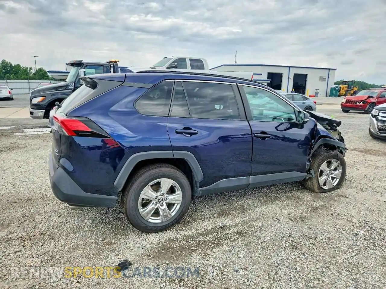 3 Photograph of a damaged car 2T3P1RFV2NW276363 TOYOTA RAV4 2022