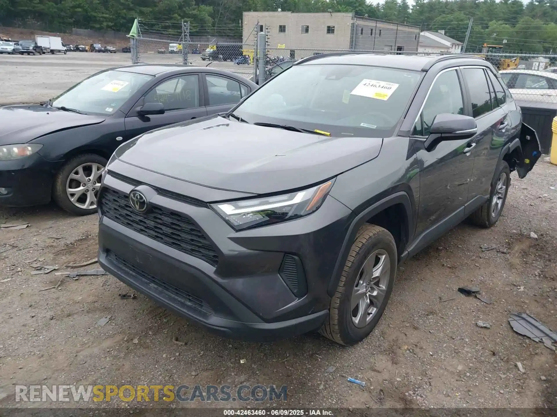 2 Photograph of a damaged car 2T3P1RFV2NW285709 TOYOTA RAV4 2022