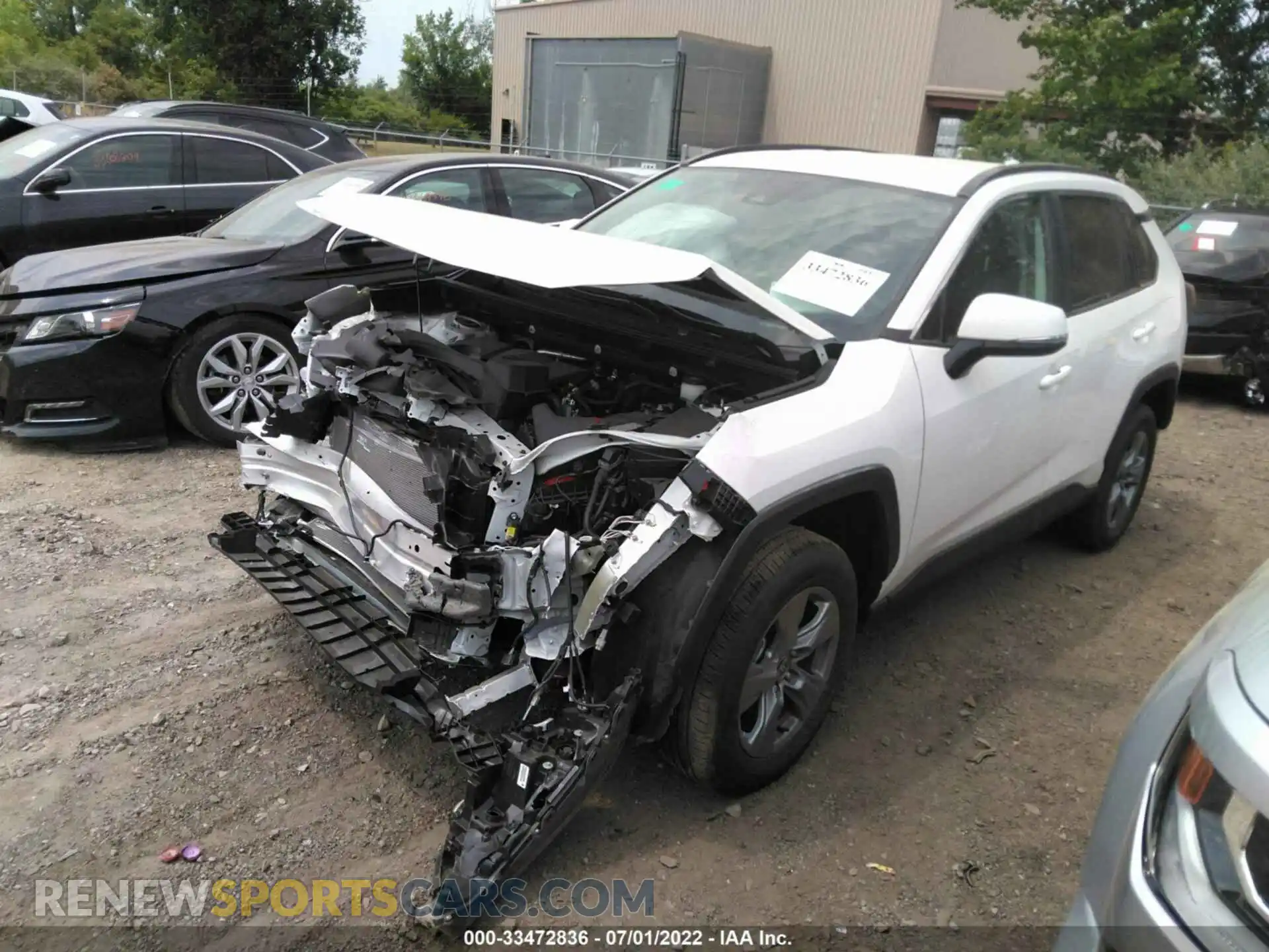 2 Photograph of a damaged car 2T3P1RFV3NC279211 TOYOTA RAV4 2022