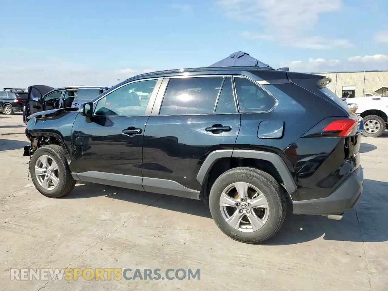 2 Photograph of a damaged car 2T3P1RFV4NW292113 TOYOTA RAV4 2022