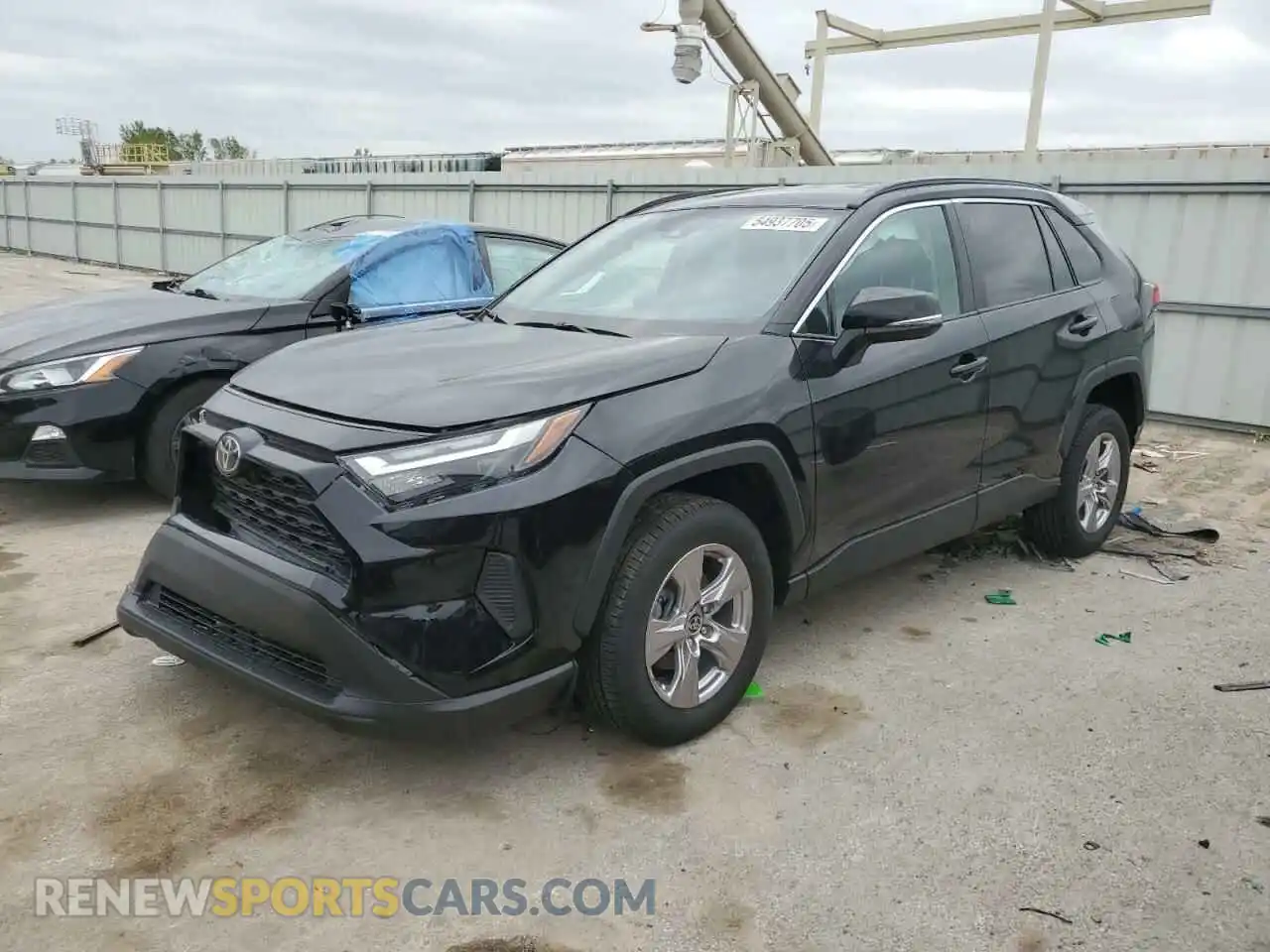 1 Photograph of a damaged car 2T3P1RFV7NC274805 TOYOTA RAV4 2022