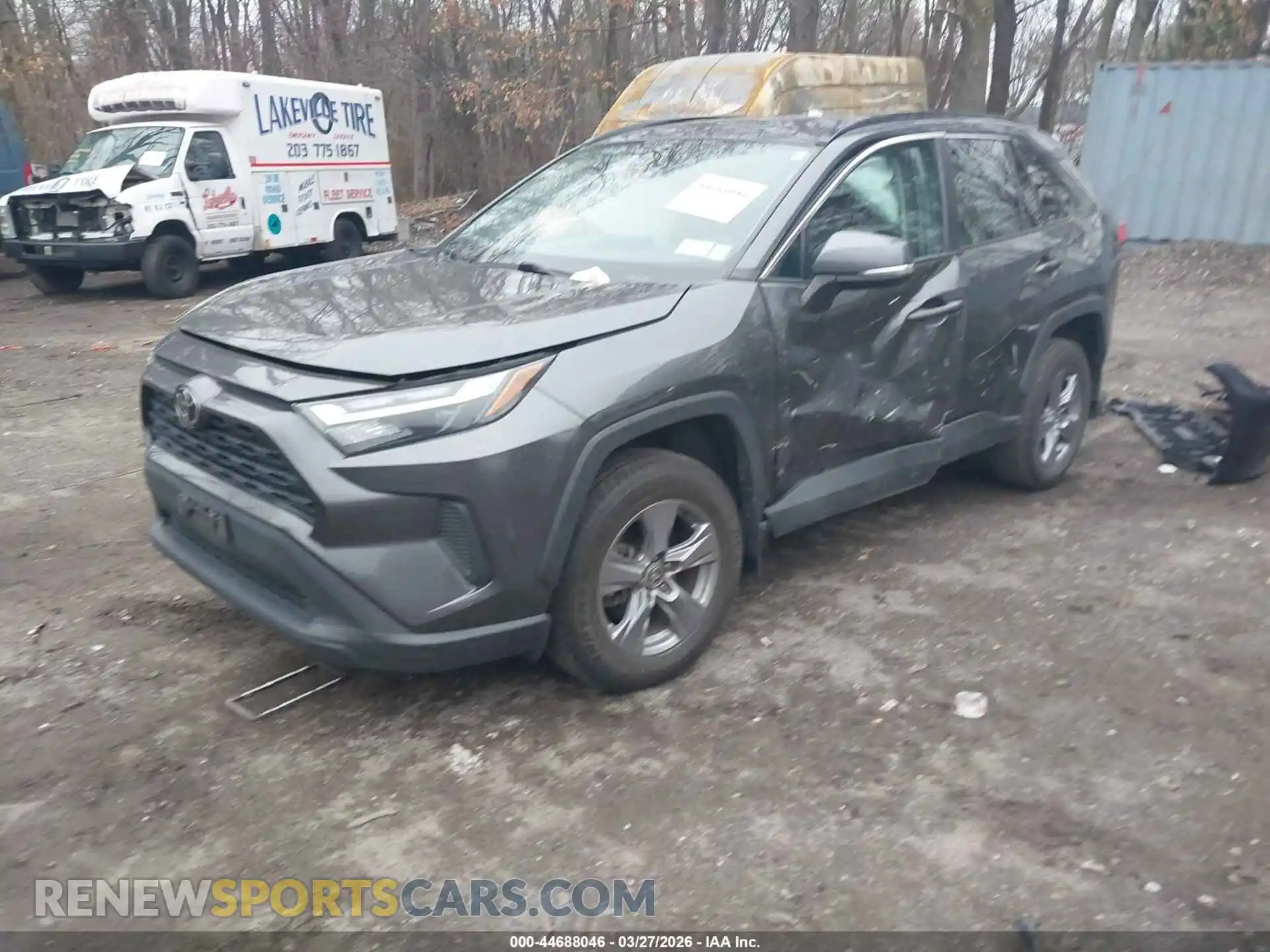 2 Photograph of a damaged car 2T3P1RFV8NC274764 TOYOTA RAV4 2022