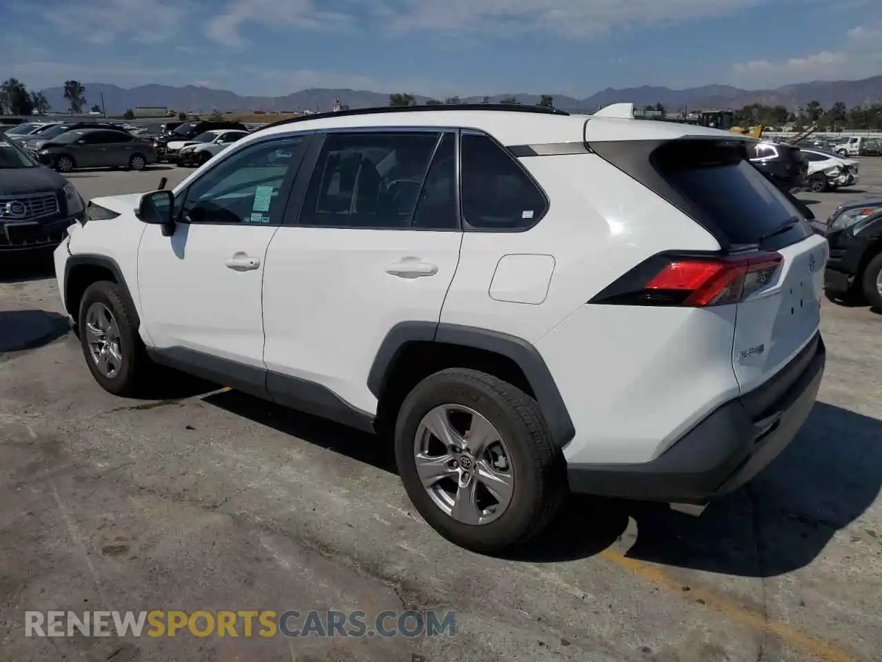2 Photograph of a damaged car 2T3P1RFVXNW264865 TOYOTA RAV4 2022