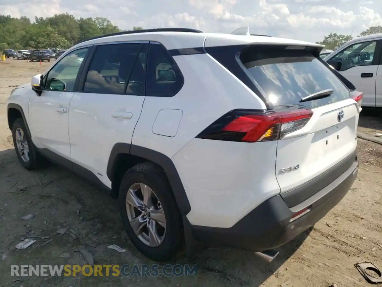 3 Photograph of a damaged car 2T3RWRFV2NW134105 TOYOTA RAV4 2022