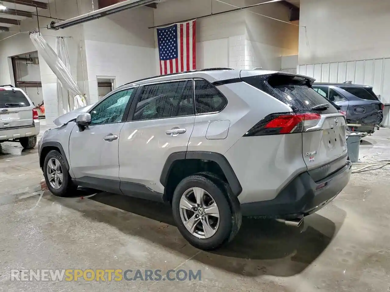 2 Фотография поврежденного автомобиля 2T3RWRFV8NW132018 TOYOTA RAV4 2022