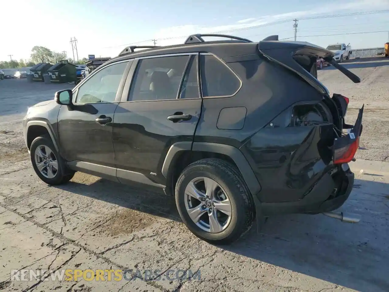 2 fotografías del automóvil dañado 2T3RWRFV8NW133816 TOYOTA RAV4 2022
