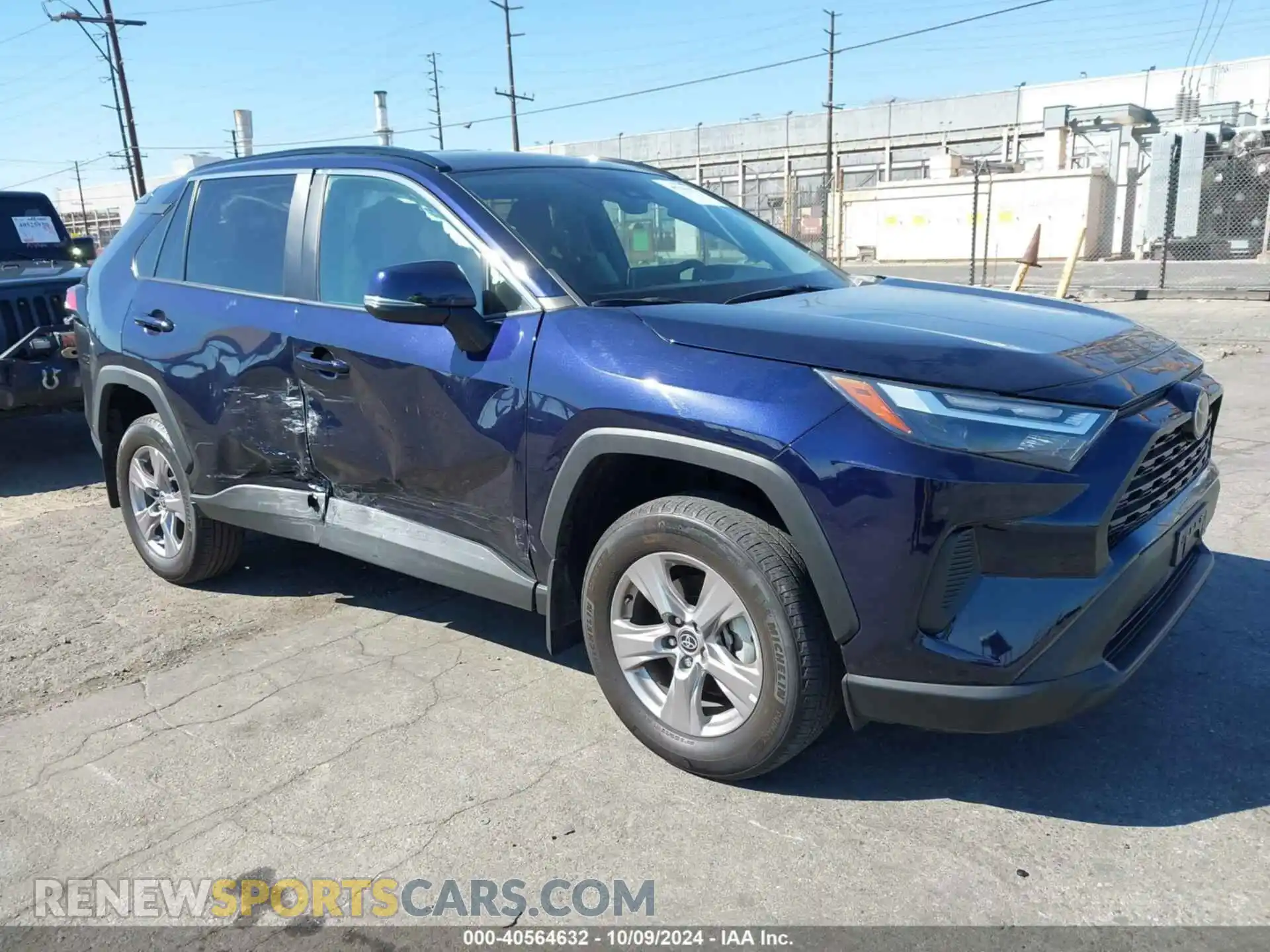 1 Photograph of a damaged car 2T3W1RFV0NW220305 TOYOTA RAV4 2022