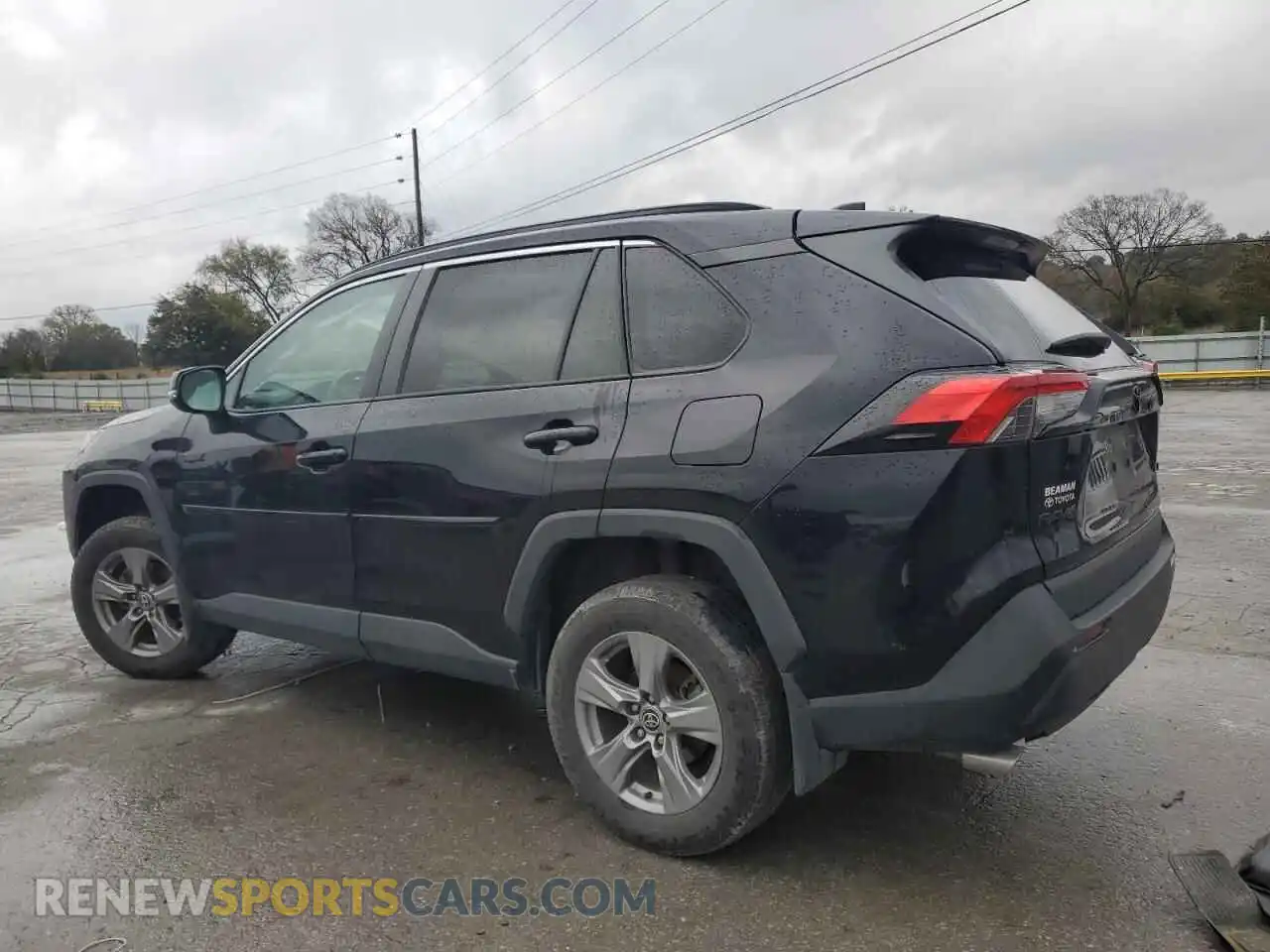 2 Photograph of a damaged car 2T3W1RFV2NC202003 TOYOTA RAV4 2022