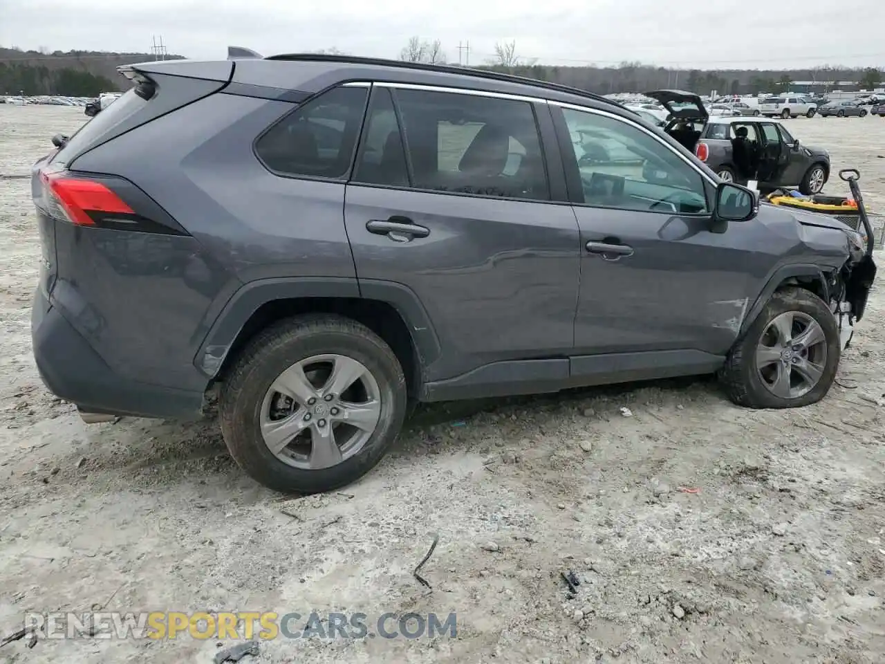 3 Photograph of a damaged car 2T3W1RFV3NW201621 TOYOTA RAV4 2022