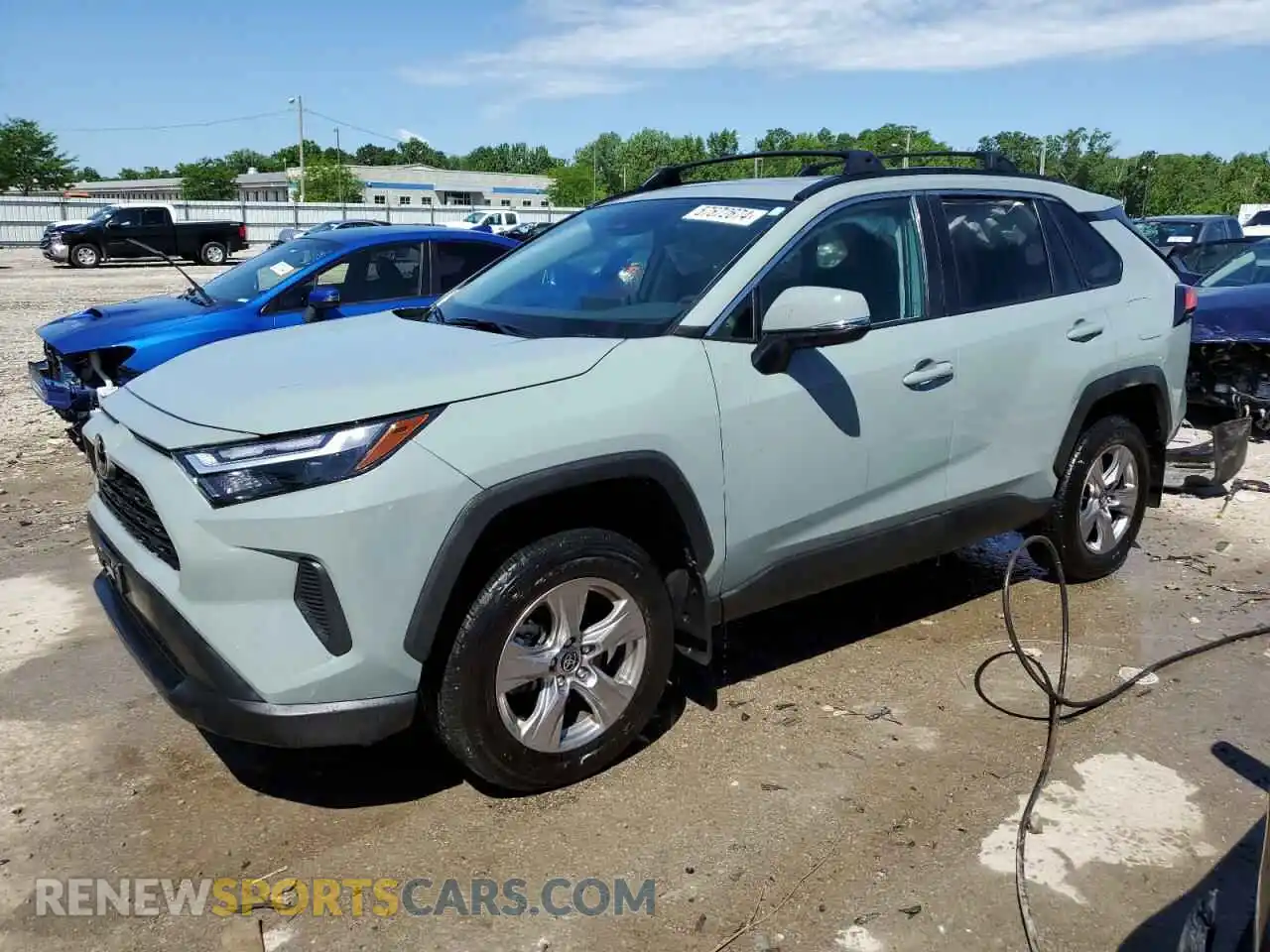1 Photograph of a damaged car 2T3W1RFVXNW221817 TOYOTA RAV4 2022
