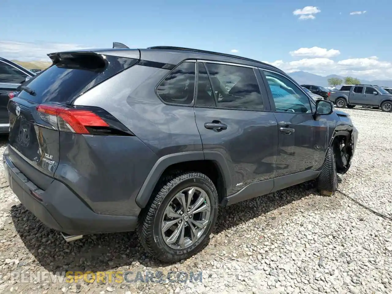 3 Photograph of a damaged car 4T3B6RFV5NU071387 TOYOTA RAV4 2022