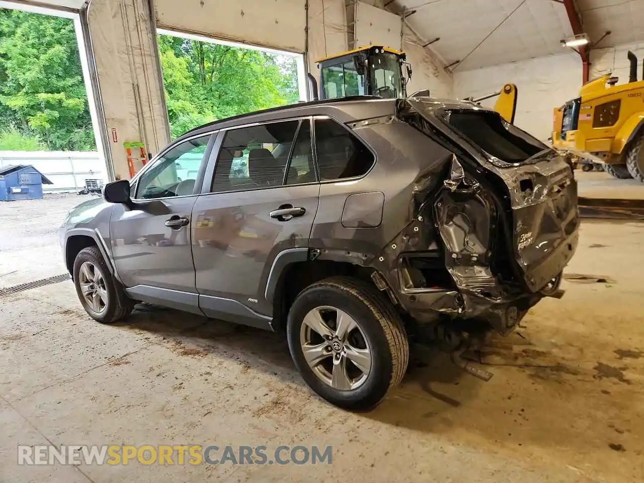 2 Photograph of a damaged car 4T3LWRFV0NU072418 TOYOTA RAV4 2022