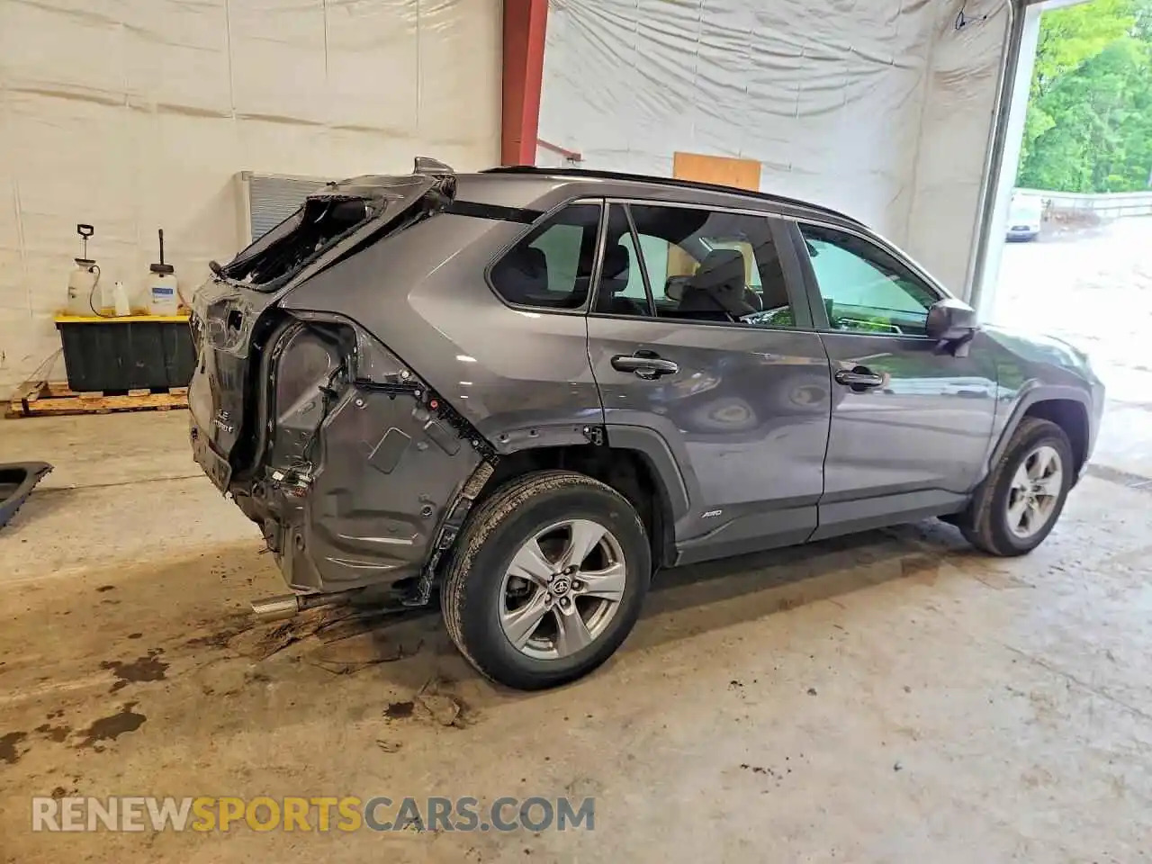 3 Photograph of a damaged car 4T3LWRFV0NU072418 TOYOTA RAV4 2022