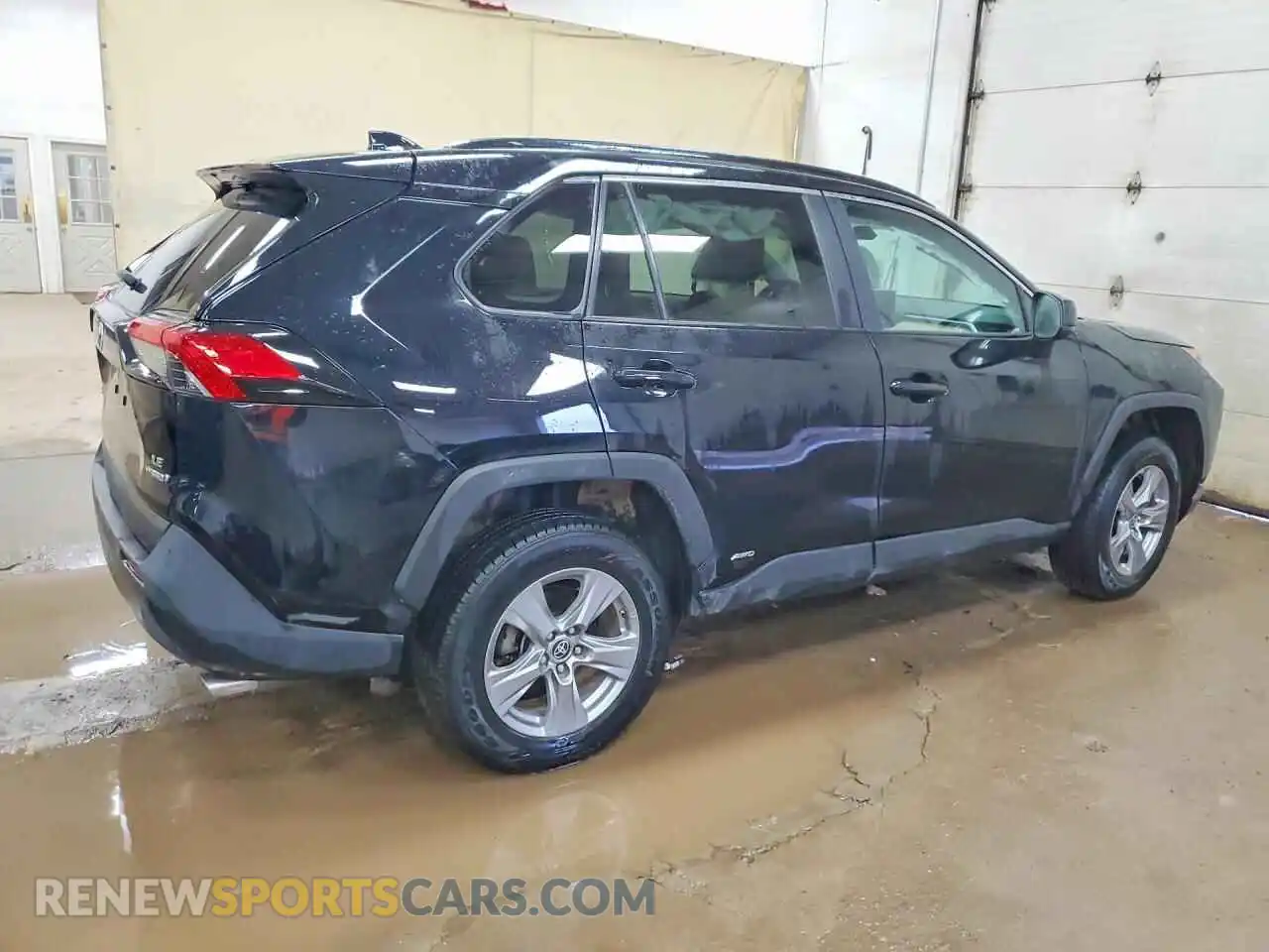 3 Photograph of a damaged car 4T3LWRFV0NU076596 TOYOTA RAV4 2022