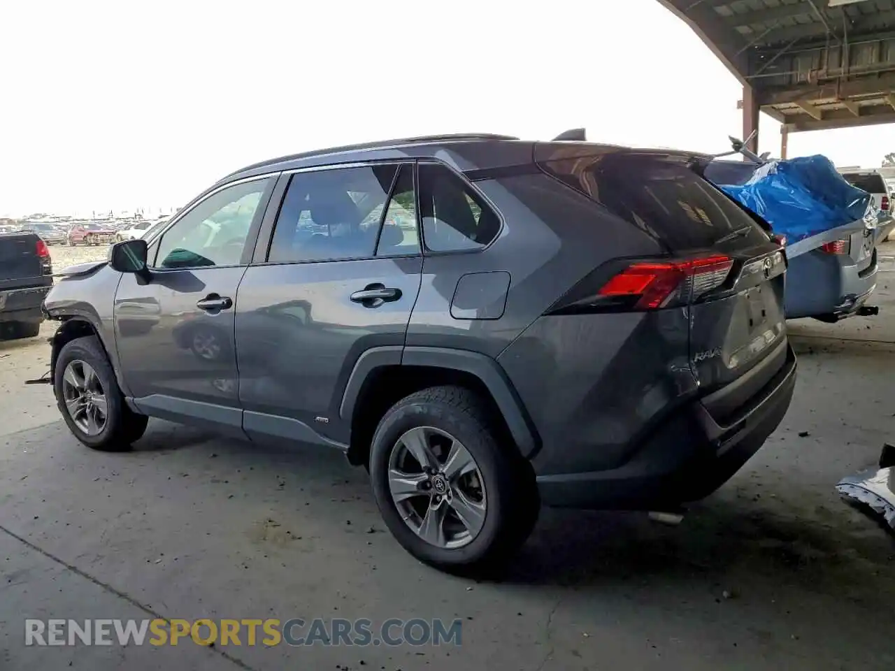 2 Photograph of a damaged car 4T3LWRFV1NU076316 TOYOTA RAV4 2022