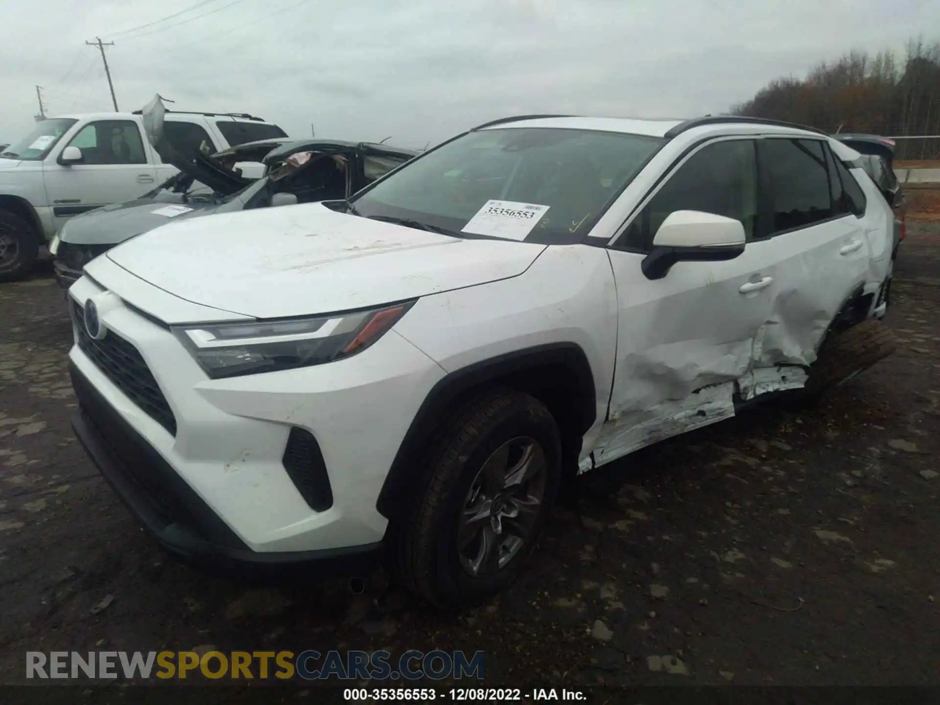 2 Photograph of a damaged car 4T3RWRFV3NU079938 TOYOTA RAV4 2022