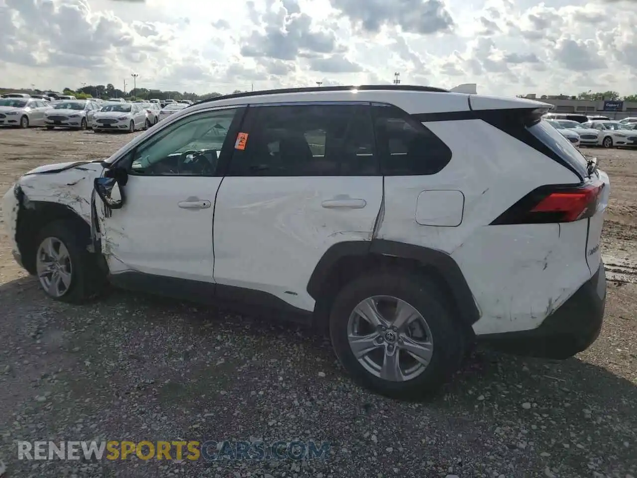 2 Photograph of a damaged car 4T3RWRFV4NU070164 TOYOTA RAV4 2022
