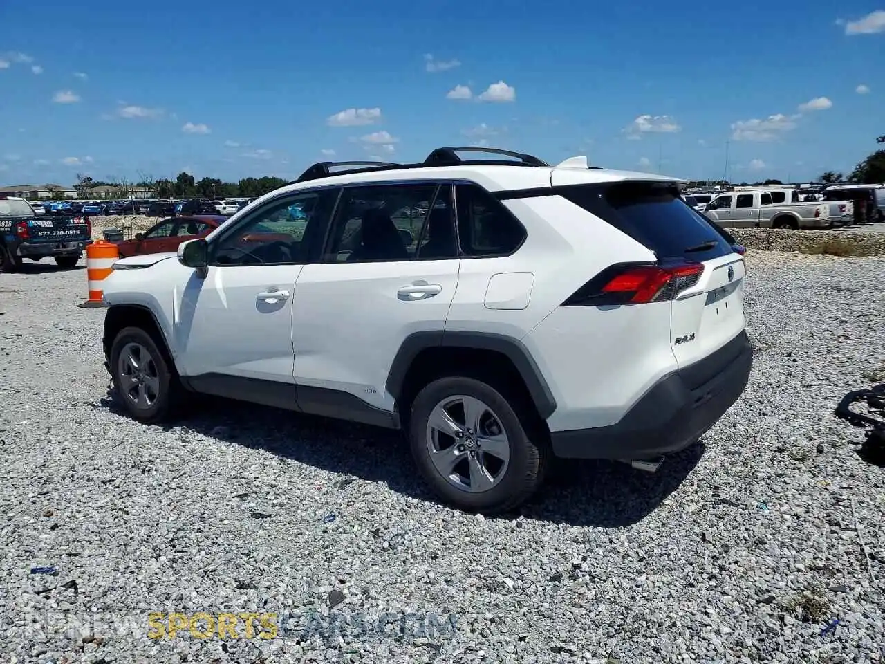 2 Photograph of a damaged car 4T3RWRFV4NU080287 TOYOTA RAV4 2022