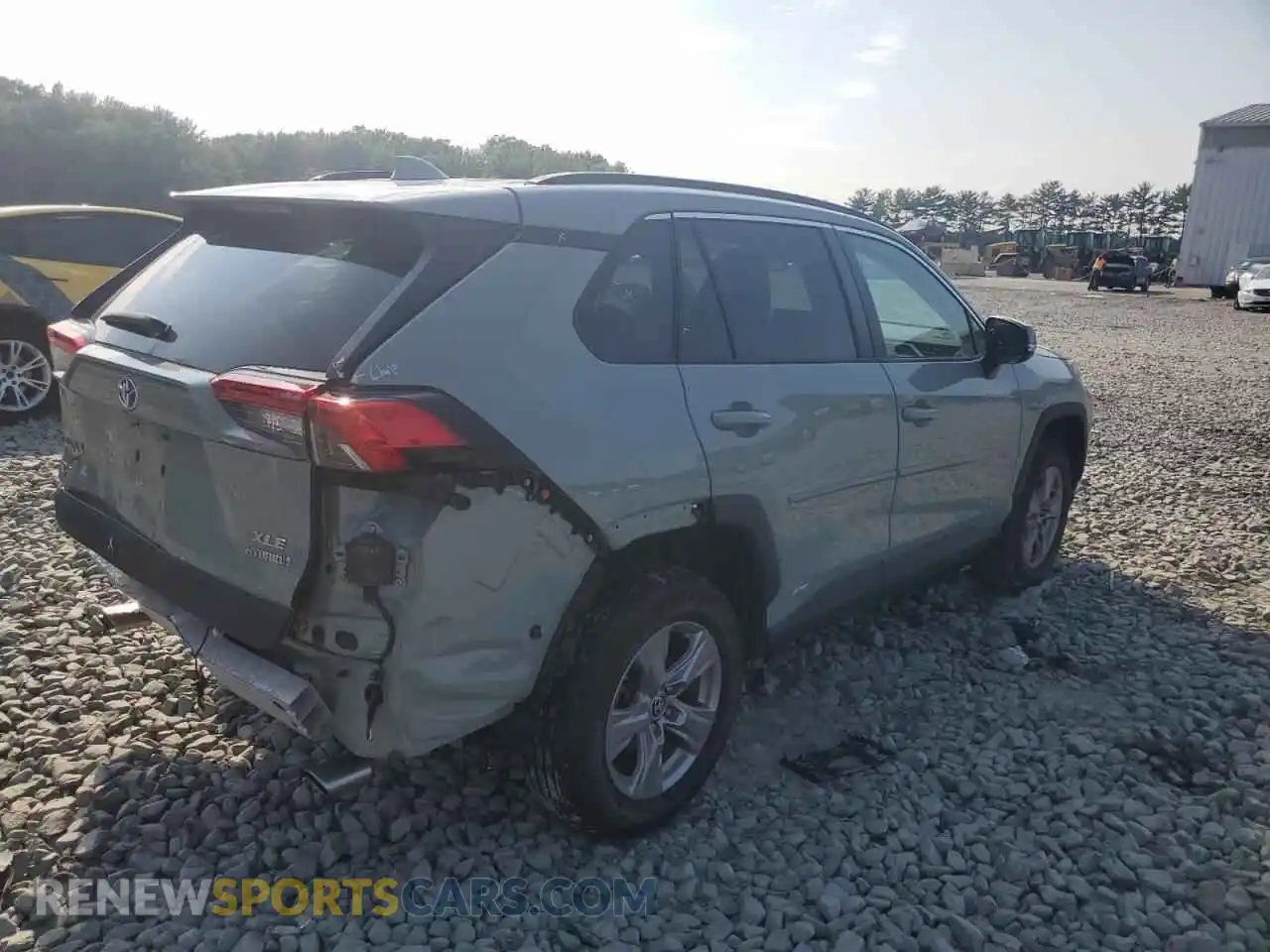 3 Photograph of a damaged car 4T3RWRFV5NU077866 TOYOTA RAV4 2022