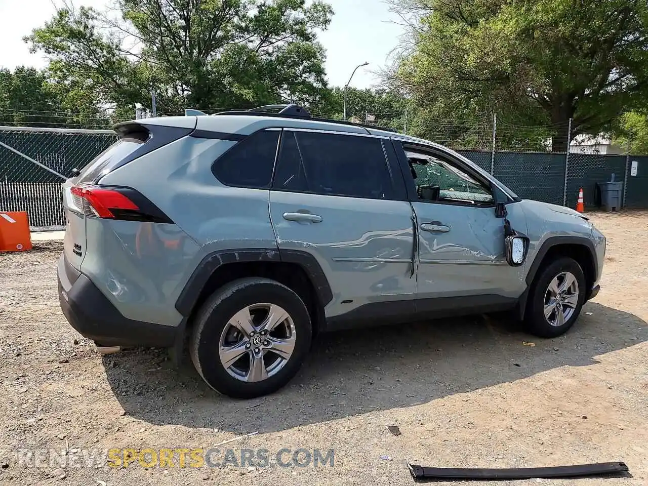 3 Photograph of a damaged car 4T3RWRFV7NU071938 TOYOTA RAV4 2022