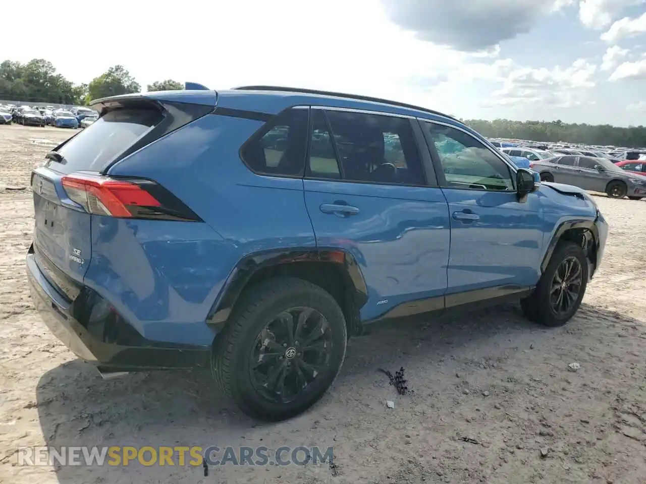 3 Photograph of a damaged car 4T3T6RFV0NU079577 TOYOTA RAV4 2022