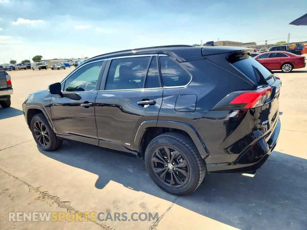 2 Photograph of a damaged car 4T3T6RFV2NU086367 TOYOTA RAV4 2022