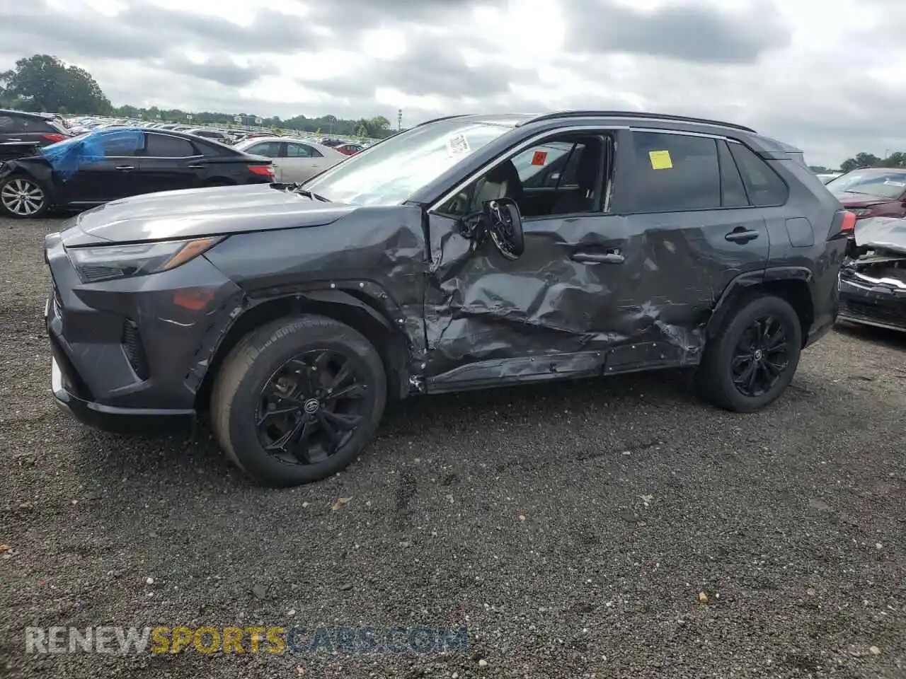 1 Фотография поврежденного автомобиля JTM16RFV9NJ022235 TOYOTA RAV4 2022