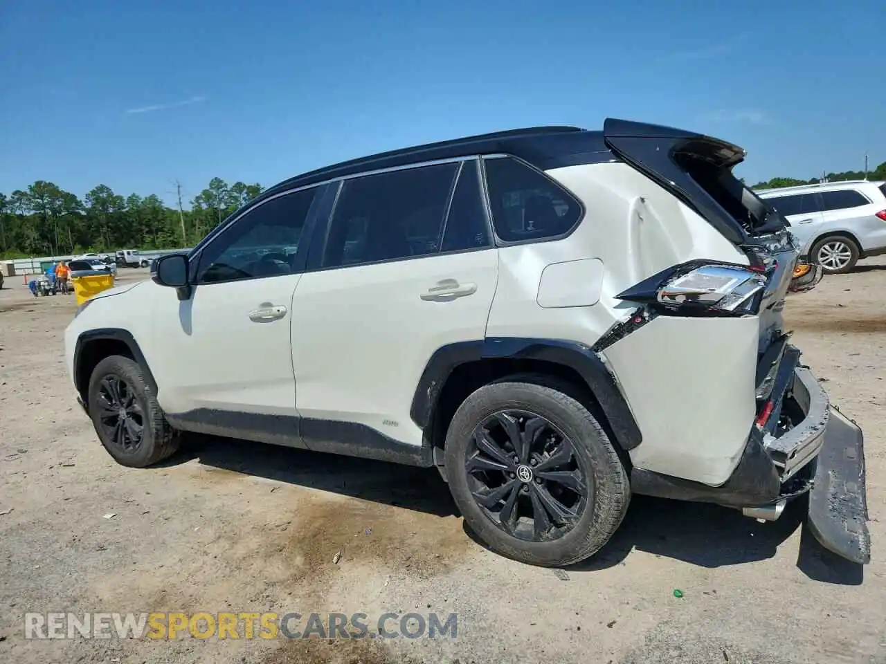 2 Photograph of a damaged car JTME6RFV2ND528991 TOYOTA RAV4 2022