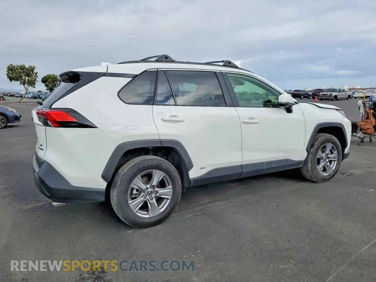 3 Photograph of a damaged car JTMMWRFV2ND158332 TOYOTA RAV4 2022