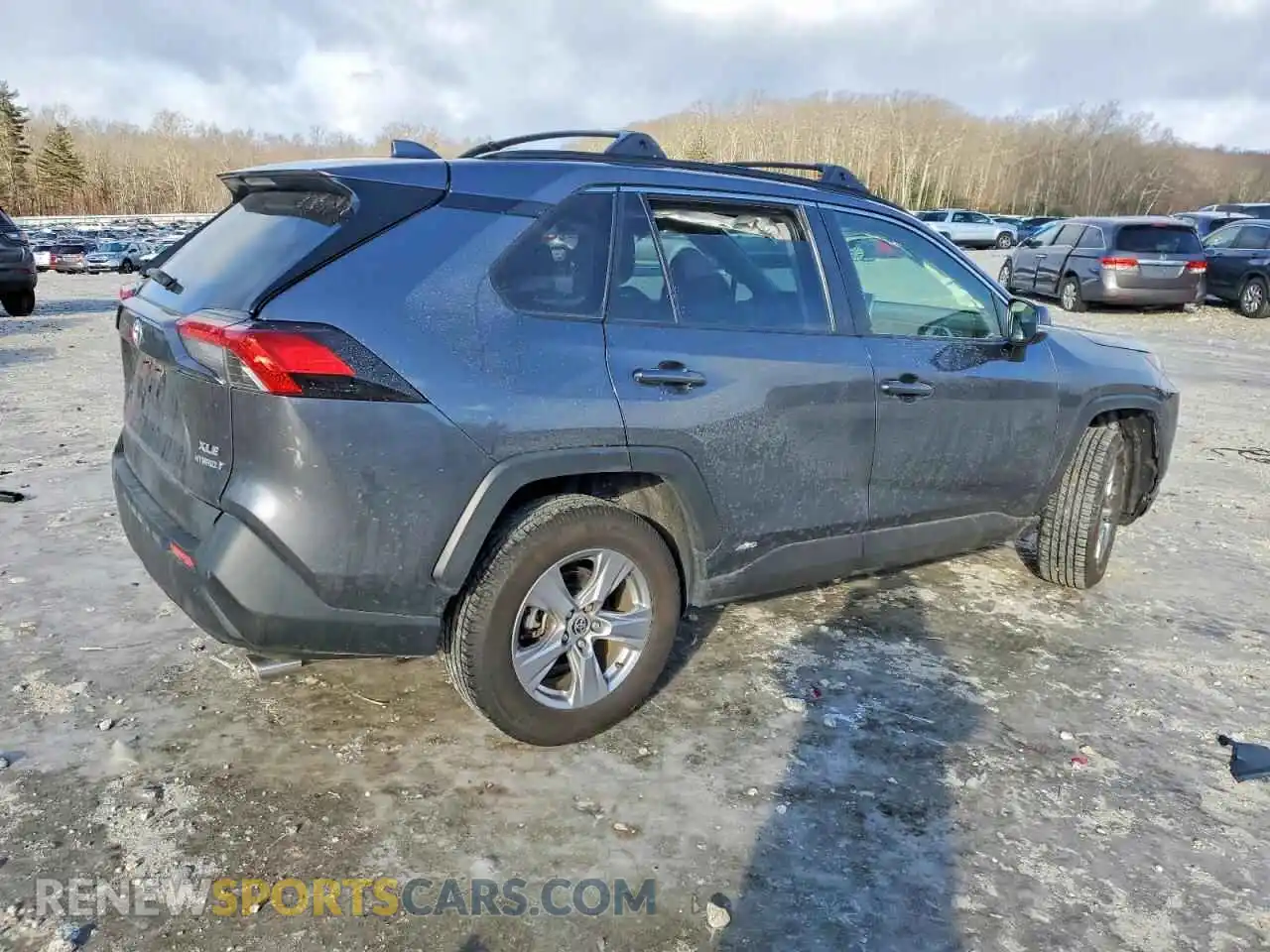 3 Фотография поврежденного автомобиля JTMRWRFV0ND158643 TOYOTA RAV4 2022
