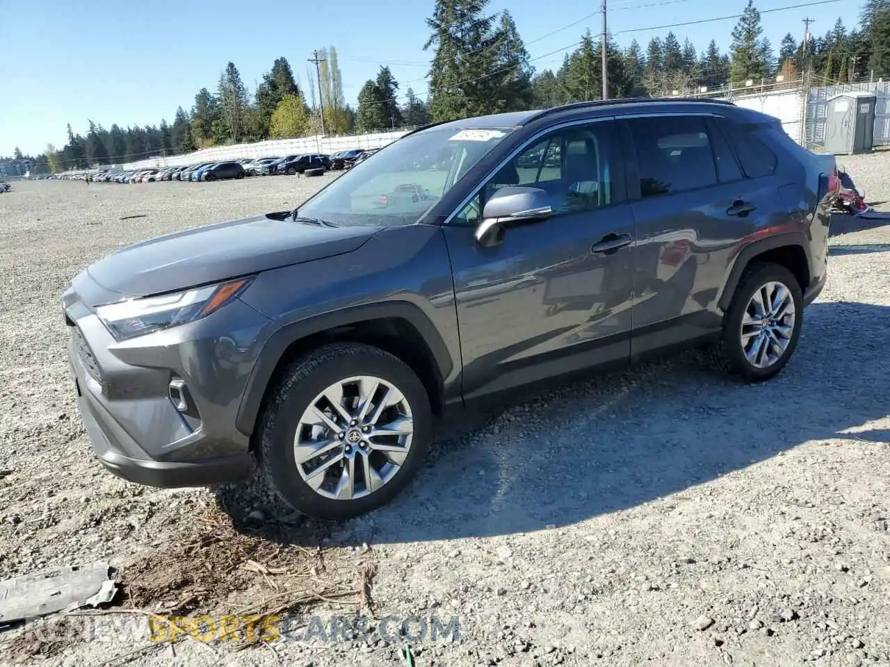 1 Photograph of a damaged car 2T3A1RFV4PC361375 TOYOTA RAV4 2023