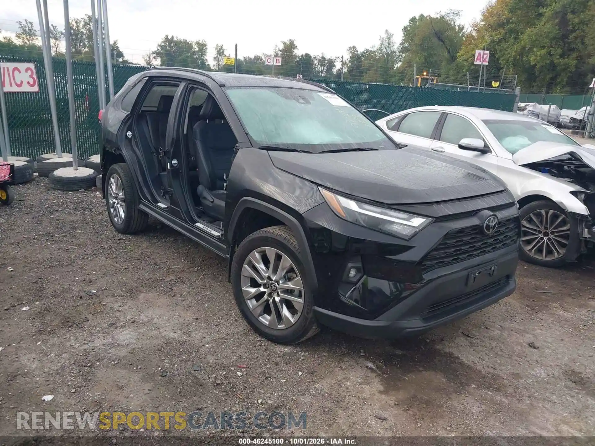 1 Photograph of a damaged car 2T3A1RFV5PC374751 TOYOTA RAV4 2023