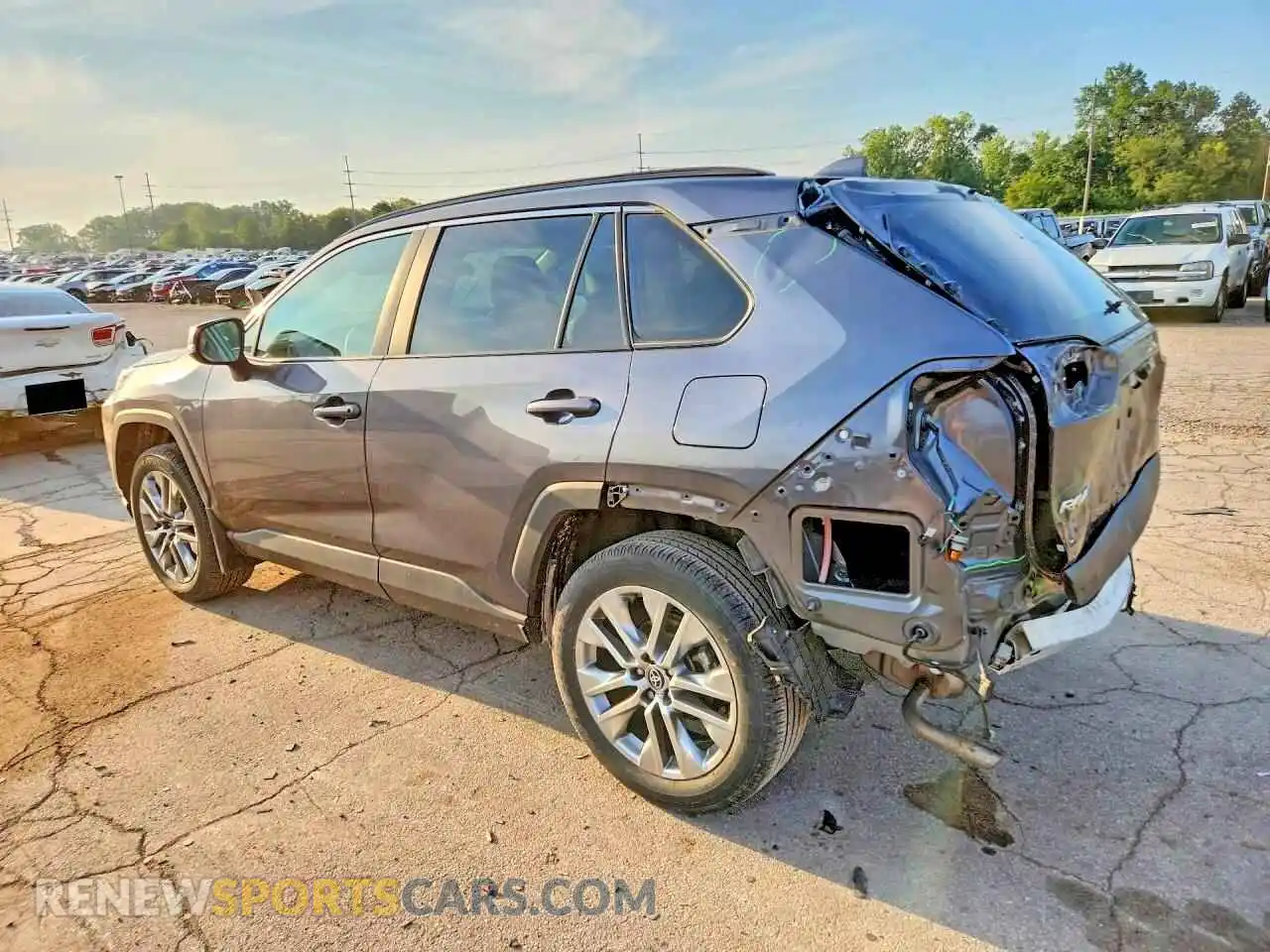2 Photograph of a damaged car 2T3A1RFV5PC381473 TOYOTA RAV4 2023