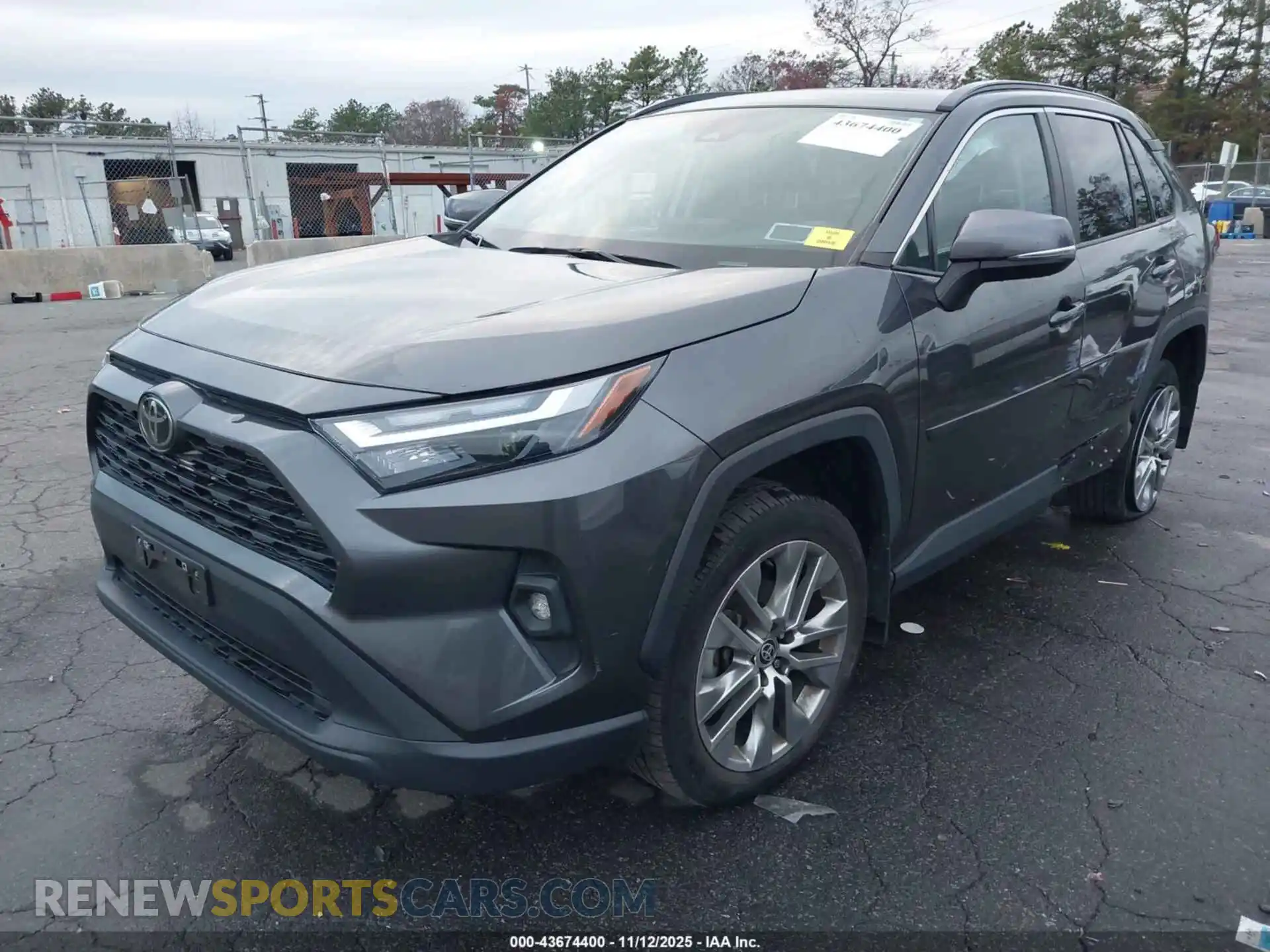 2 Photograph of a damaged car 2T3A1RFV6PC335702 TOYOTA RAV4 2023