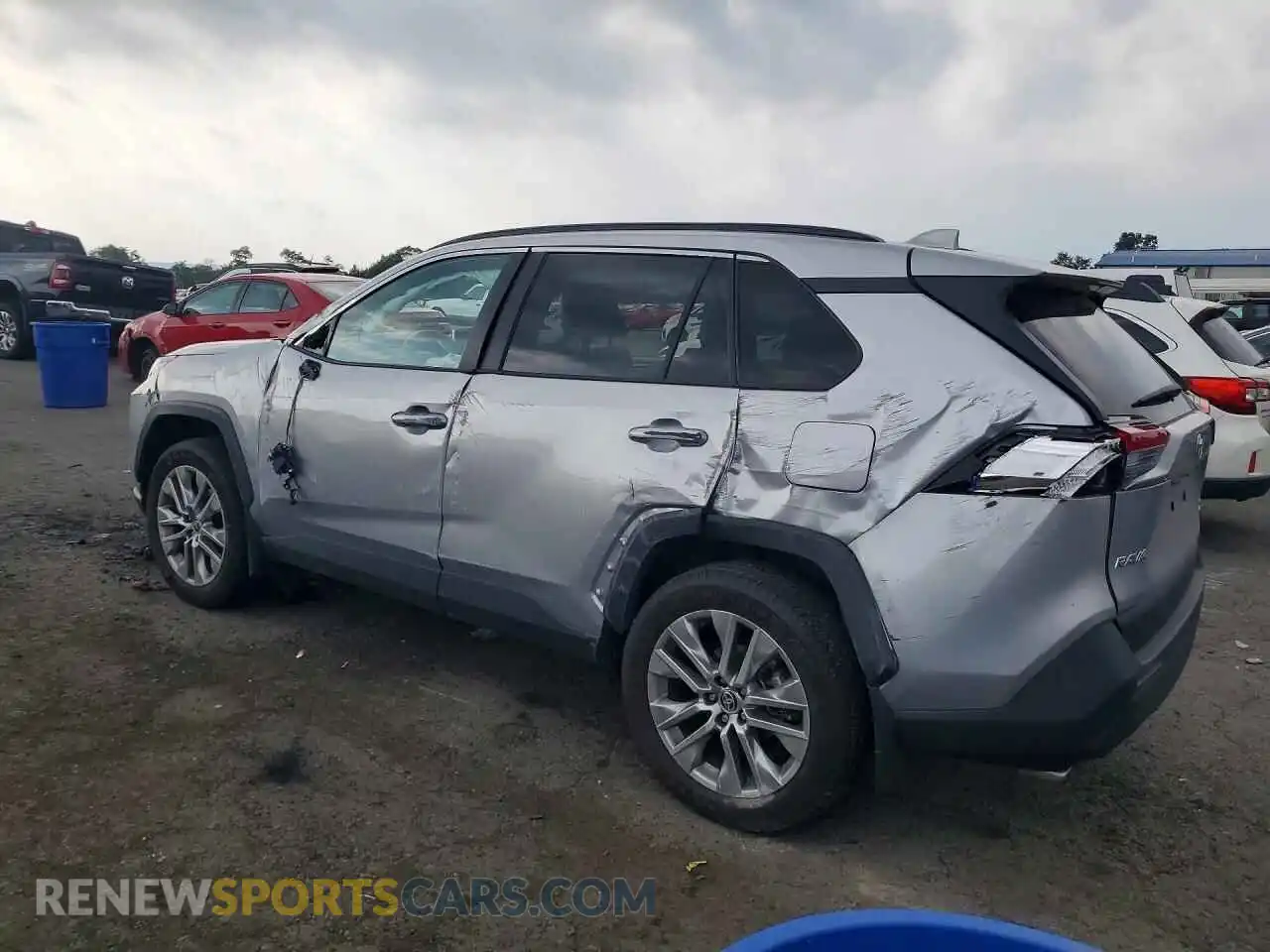 2 Photograph of a damaged car 2T3A1RFV6PC335828 TOYOTA RAV4 2023