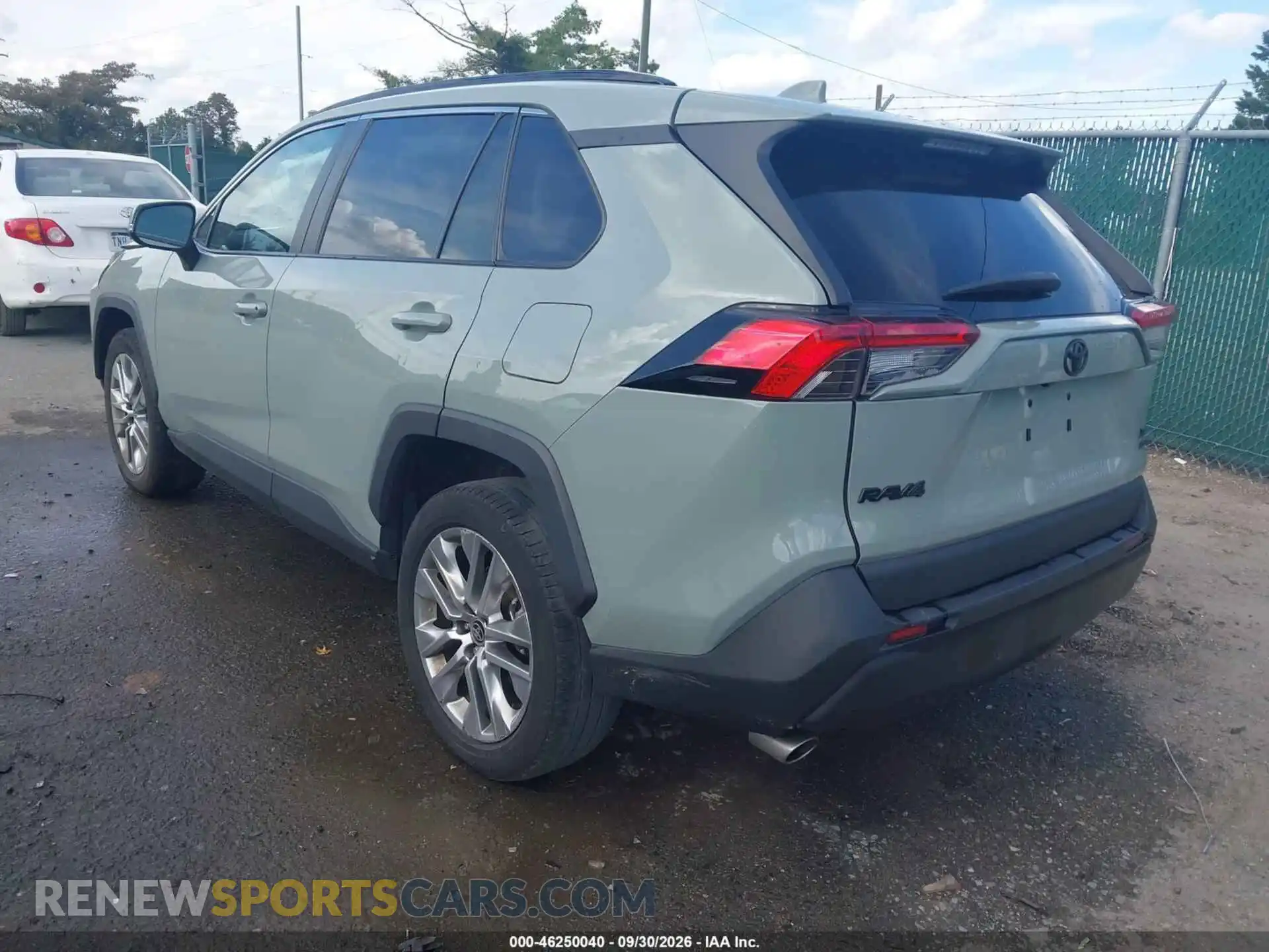 3 Фотография поврежденного автомобиля 2T3A1RFV7PW407652 TOYOTA RAV4 2023