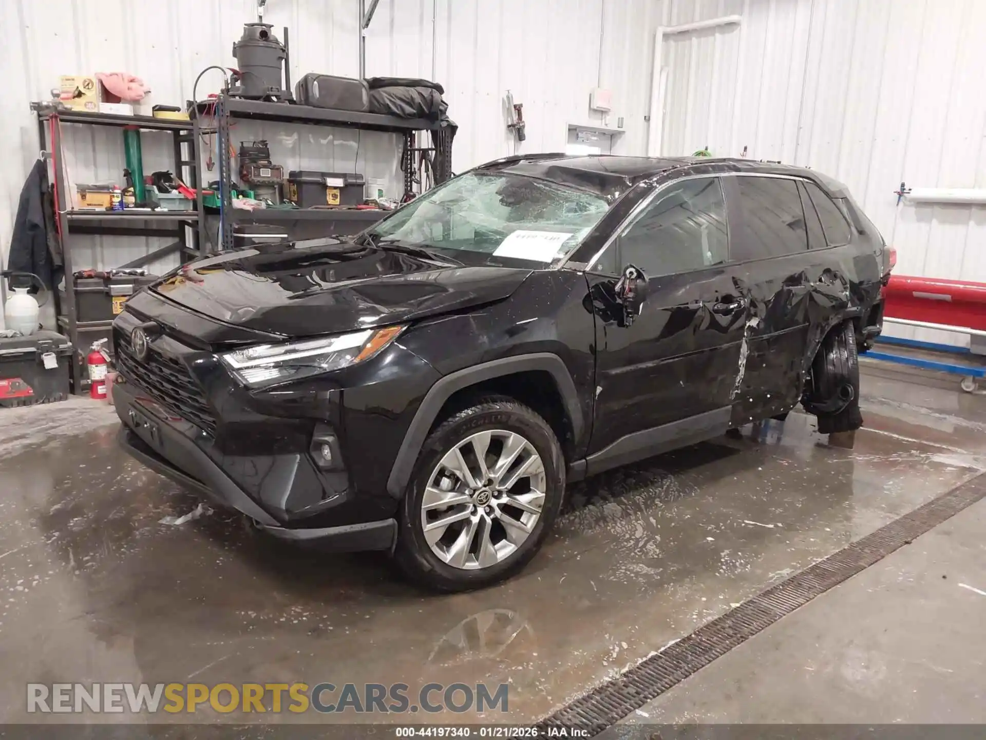 2 Photograph of a damaged car 2T3A1RFV8PC347818 TOYOTA RAV4 2023