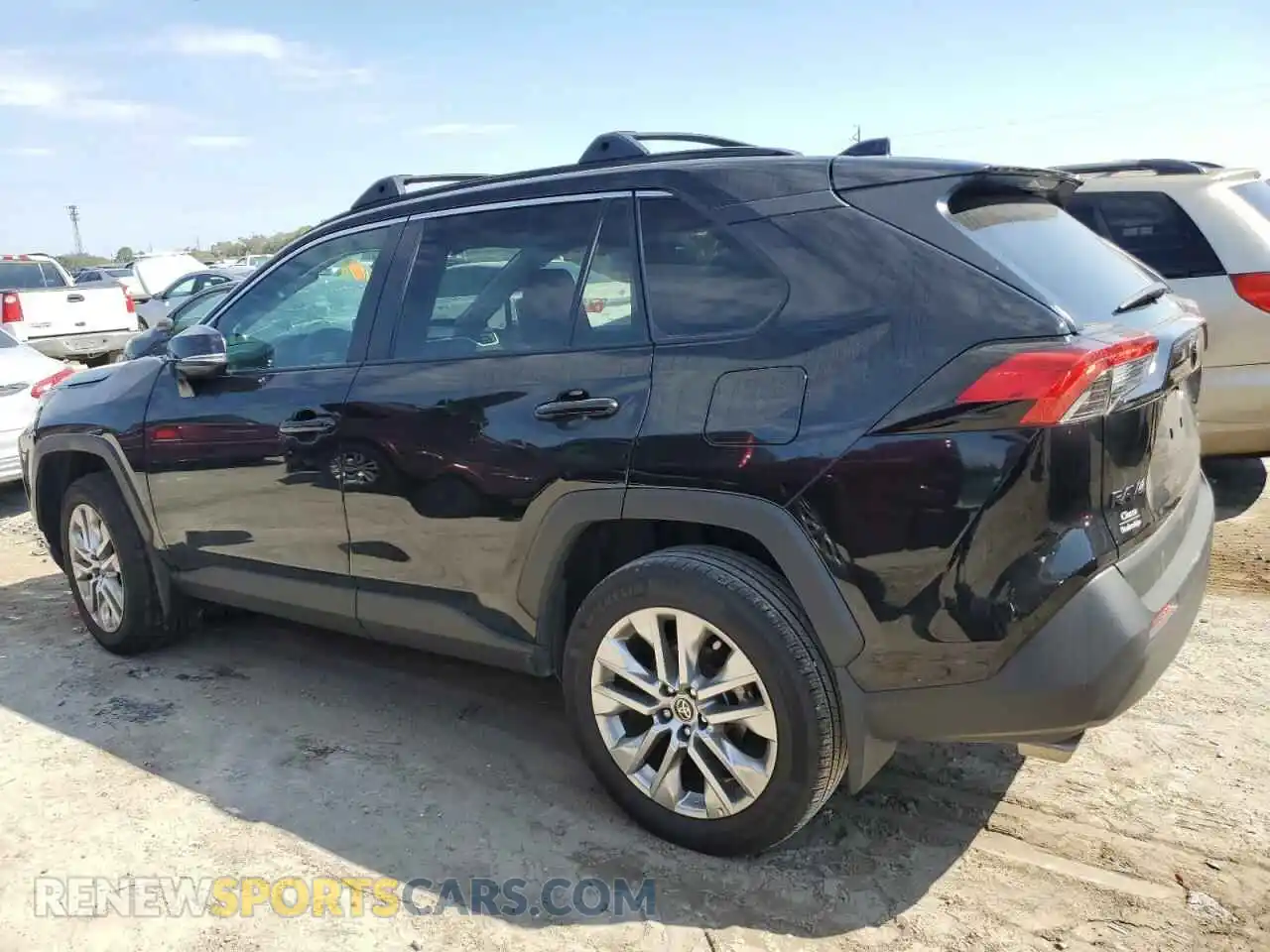 2 Photograph of a damaged car 2T3A1RFV9PC390368 TOYOTA RAV4 2023