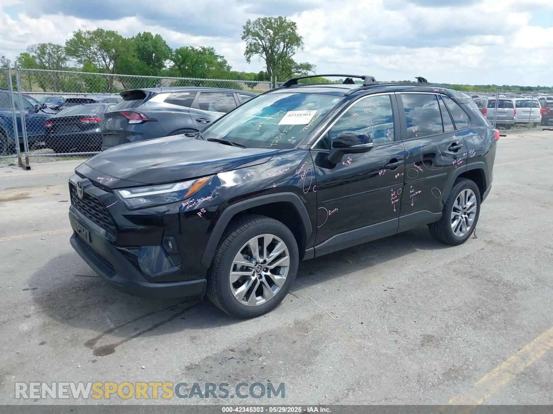 2 Photograph of a damaged car 2T3A1RFVXPC350896 TOYOTA RAV4 2023
