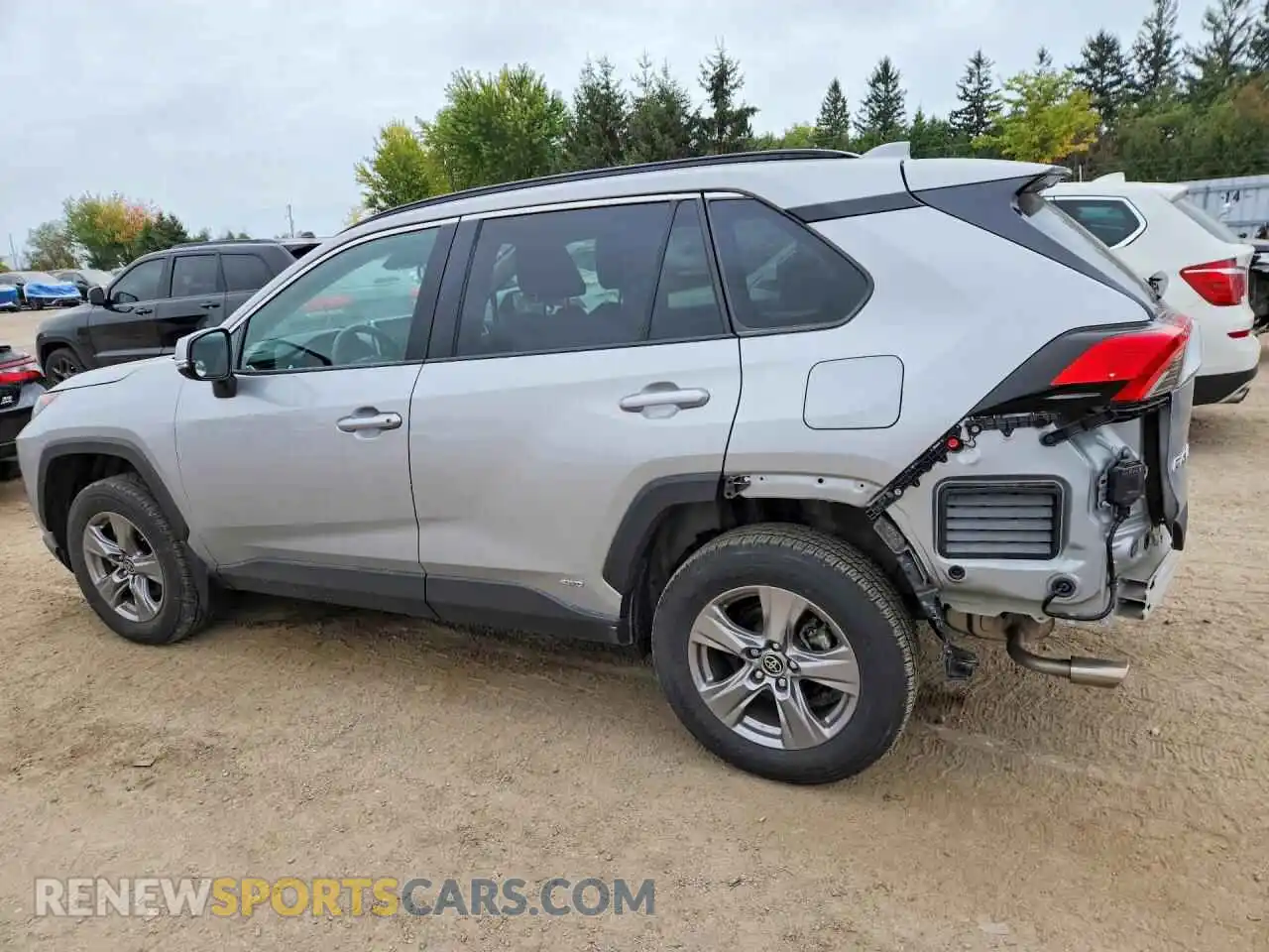 2 fotografías del automóvil dañado 2T3BWRFV3PW180224 TOYOTA RAV4 2023