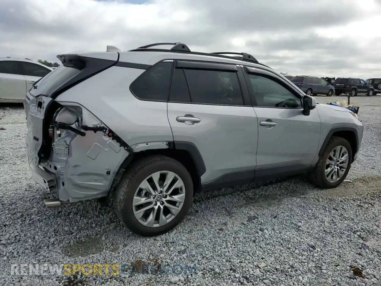 3 Photograph of a damaged car 2T3C1RFV0PC241016 TOYOTA RAV4 2023