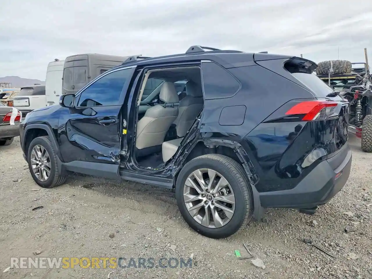 2 Photograph of a damaged car 2T3C1RFV0PW300404 TOYOTA RAV4 2023