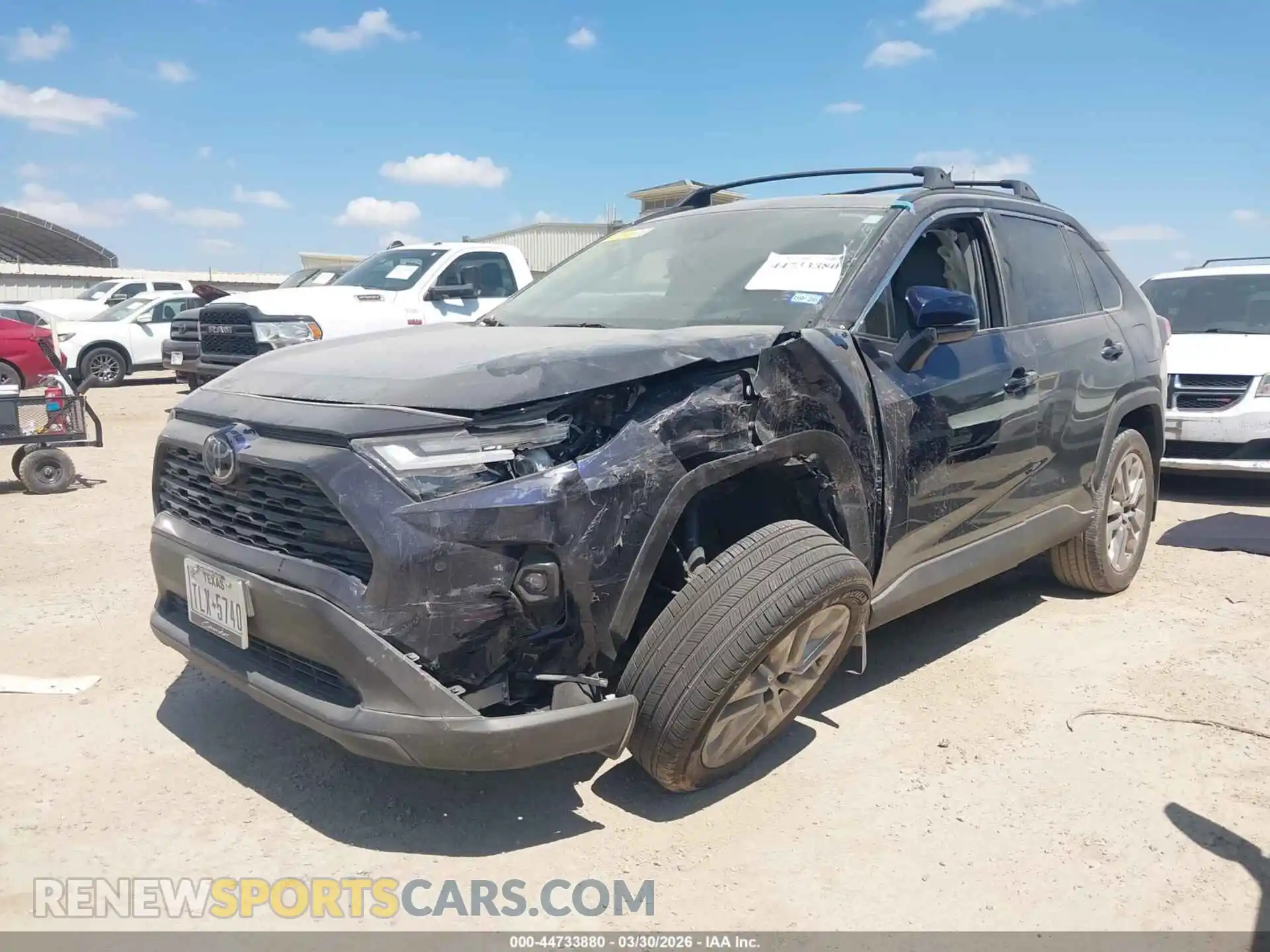 2 Фотография поврежденного автомобиля 2T3C1RFV2PW298784 TOYOTA RAV4 2023
